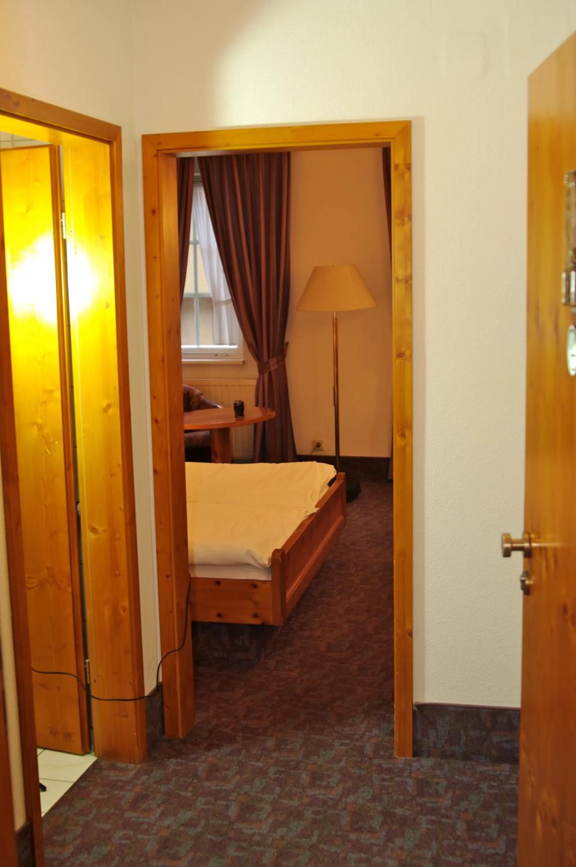 Decorative detail, Bed in Gasthof zum Kauzen