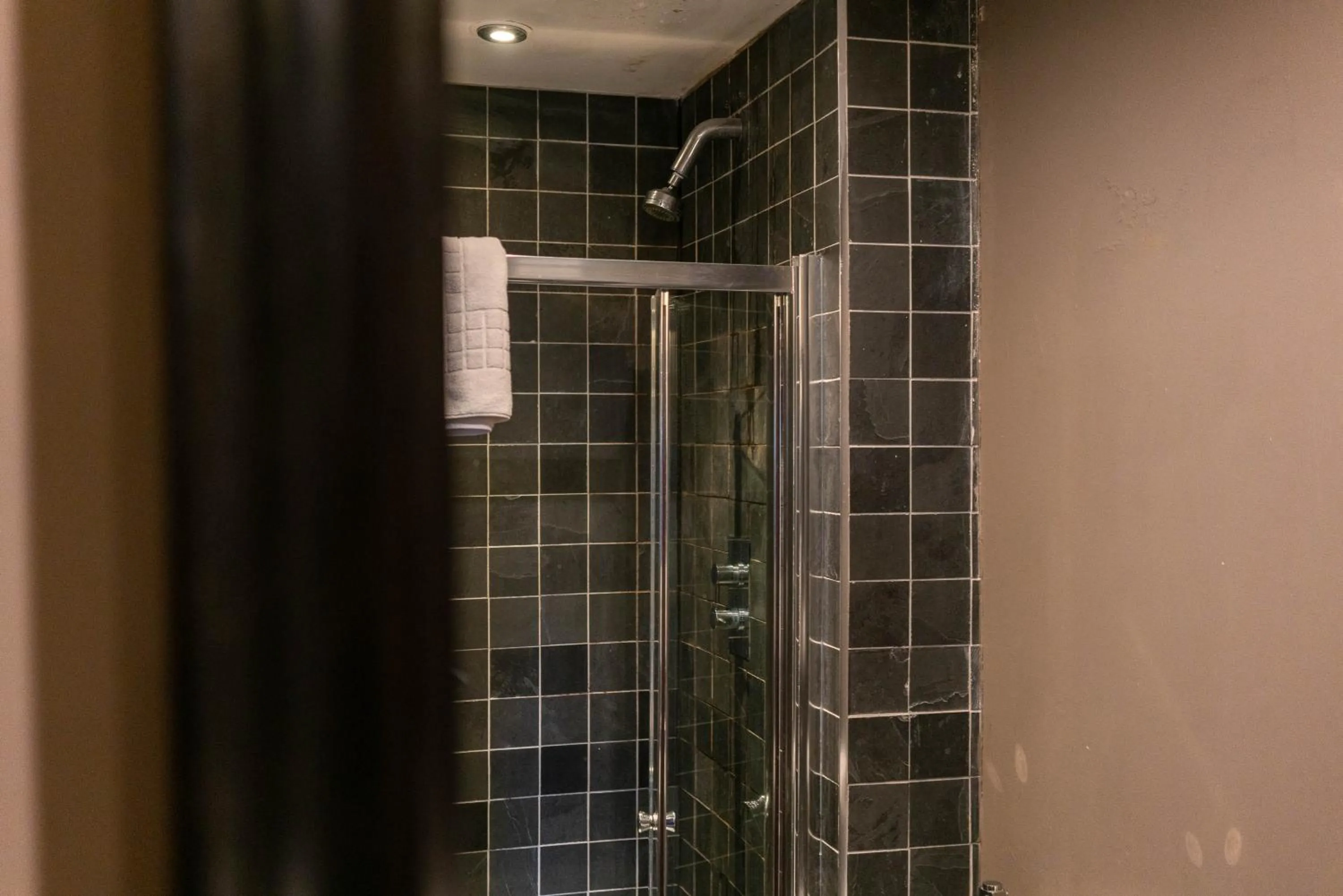 Shower in The Archangel,Restaurant & Bar with Rooms