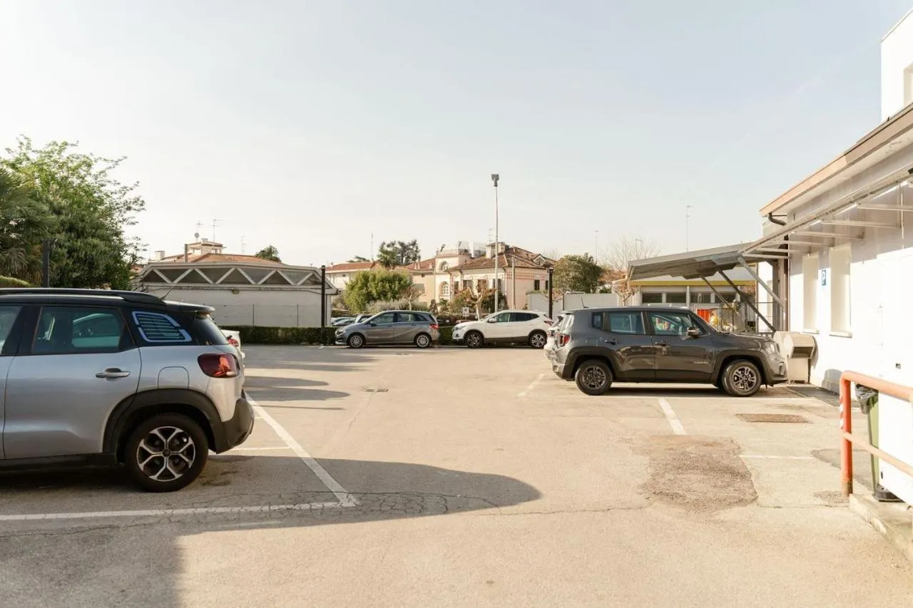 Parking in Maritan Hotel & Spa