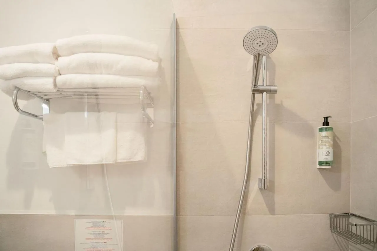 Bathroom in Maritan Hotel & Spa