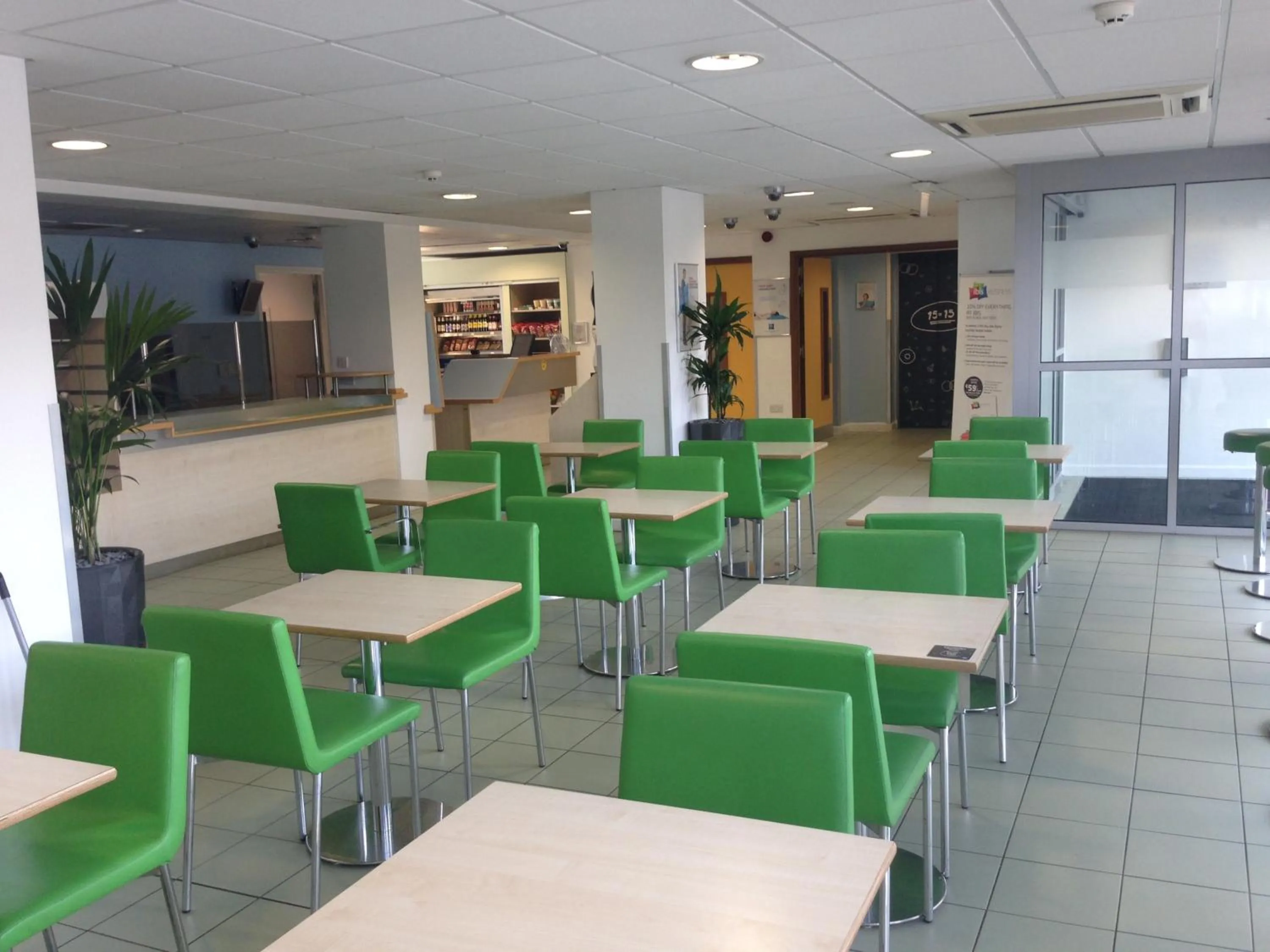 Restaurant/places to eat in ibis budget Newport