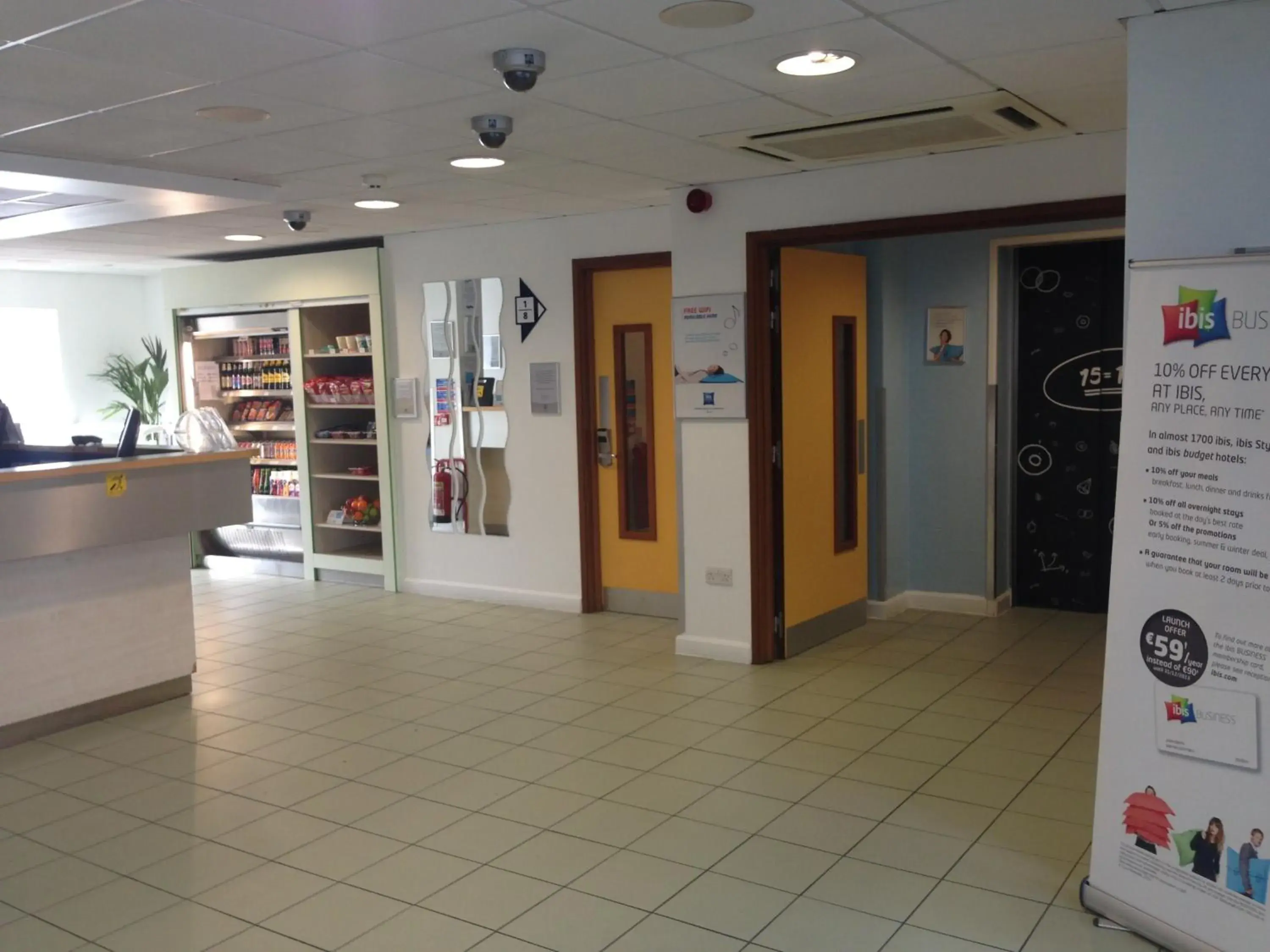 Lobby or reception in ibis budget Newport Lobby or reception in ibis budget Newport
