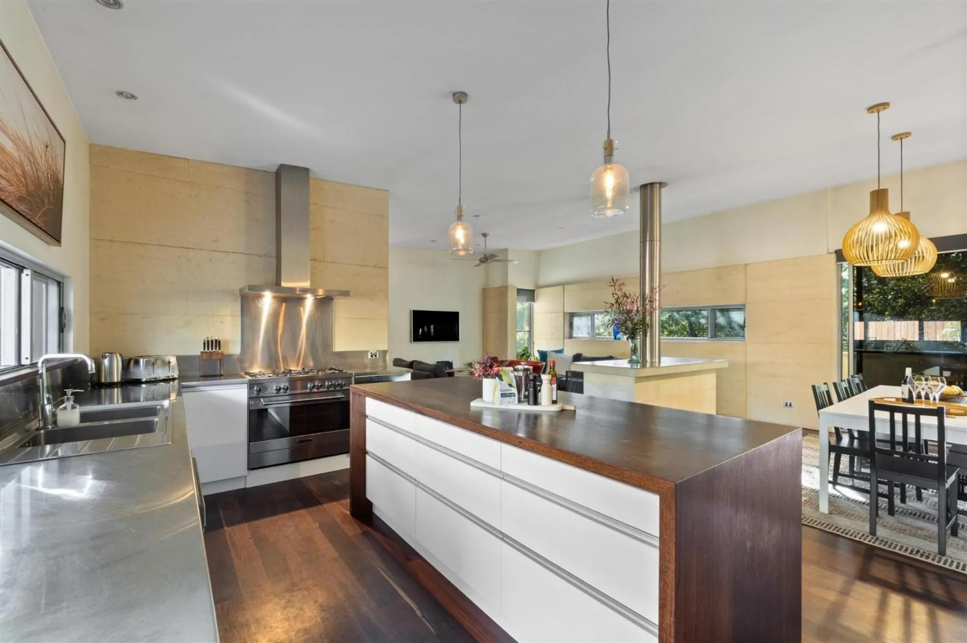 Floor plan in Banyandah - Dog Friendly - Family & Groups Welcome