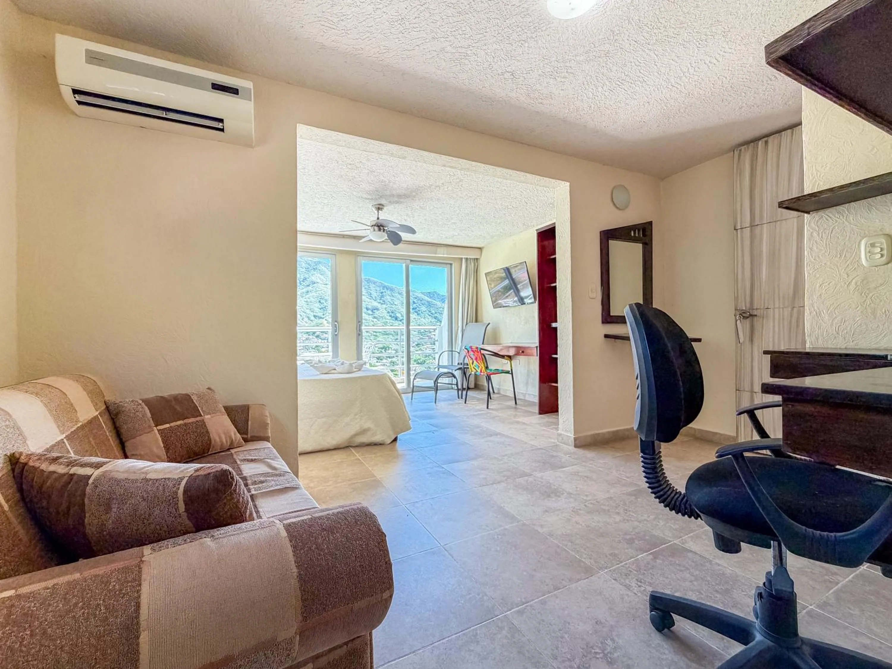 Seating area in Hotel Bahia Taganga