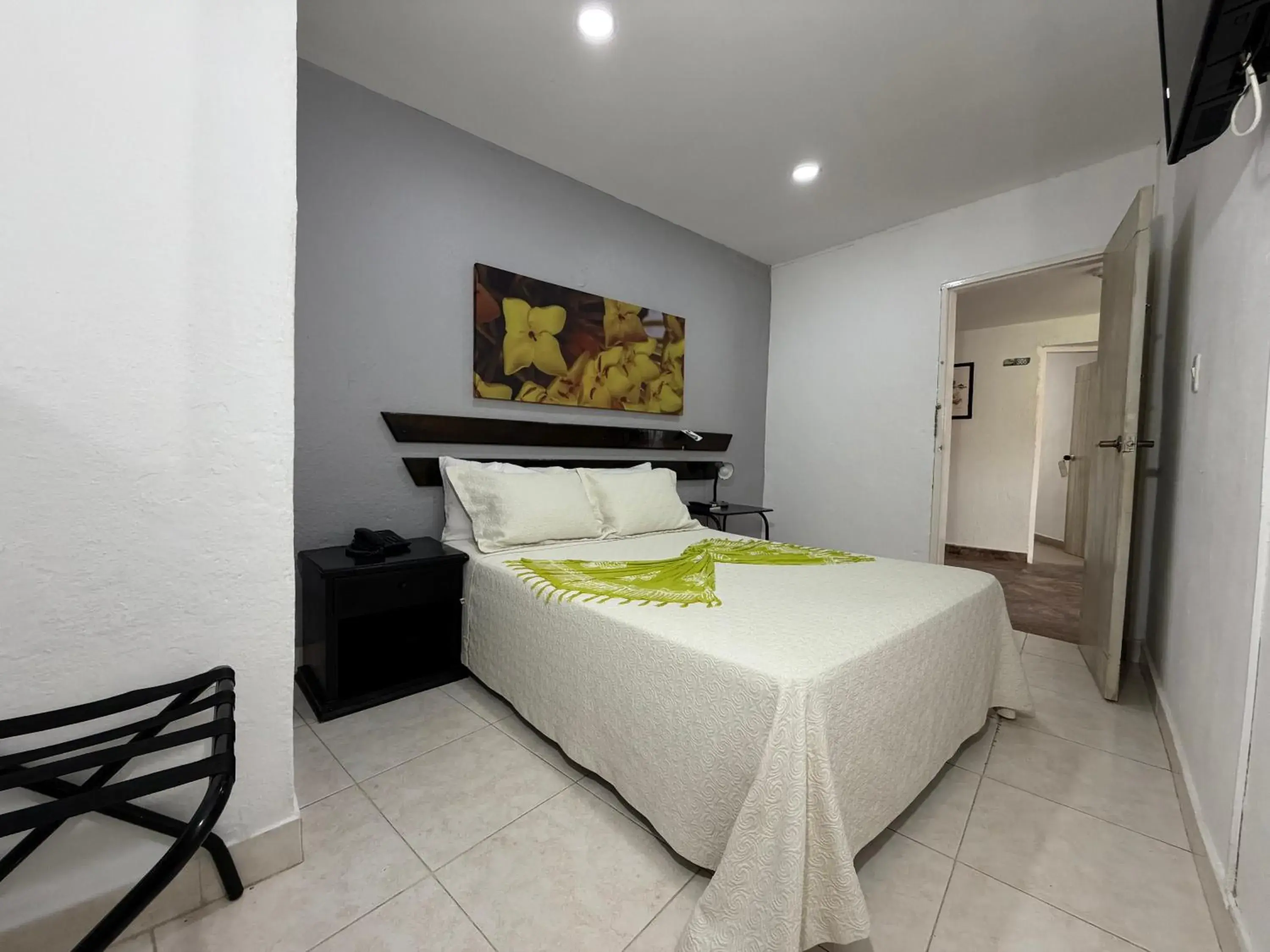 Interior Double Room in Hotel Bahia Taganga Interior Double Room in Hotel Bahia Taganga