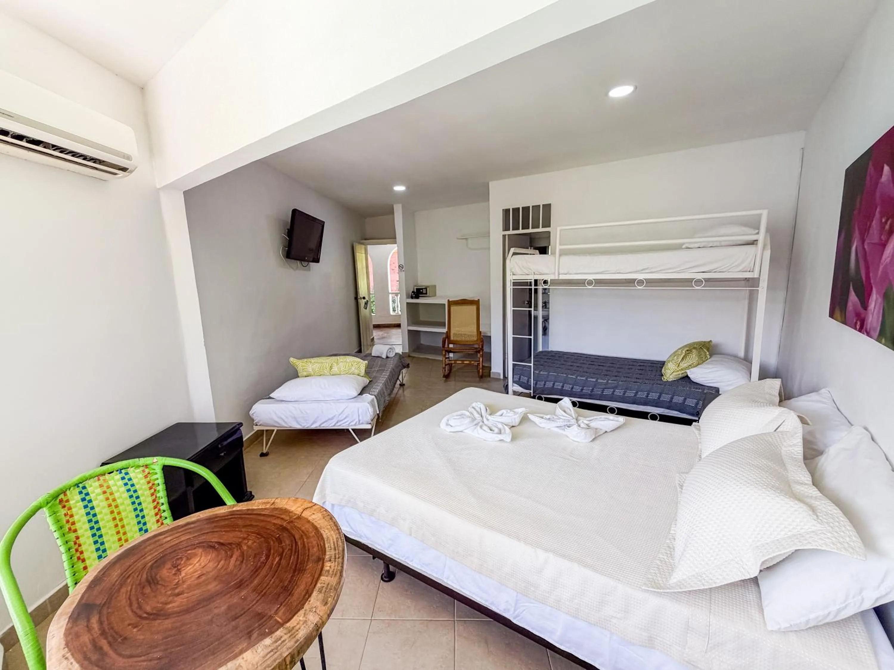 Bedroom, Bed in Hotel Bahia Taganga