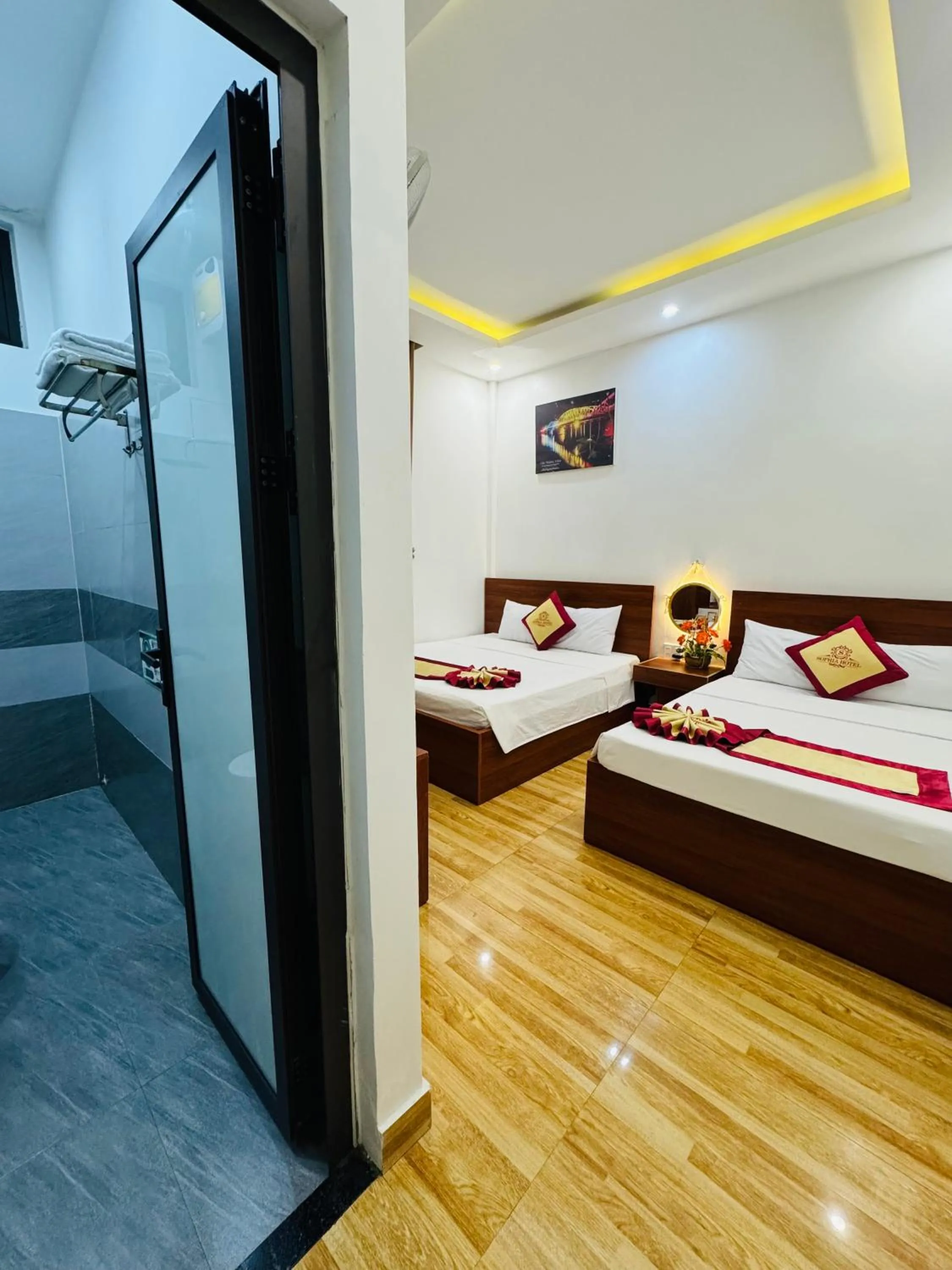 Bed in Sapphire Hotel Hue