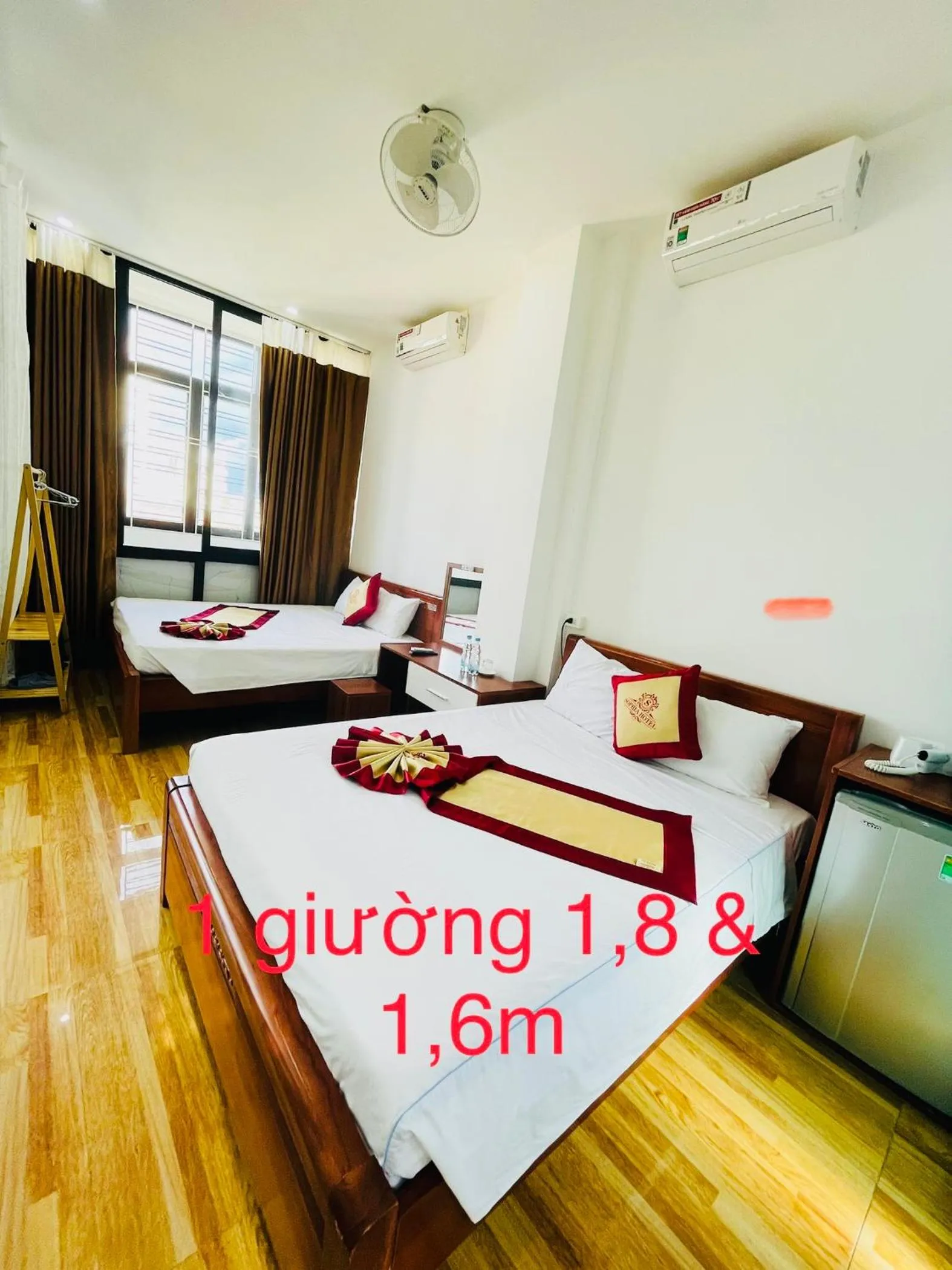 Bed in Sapphire Hotel Hue