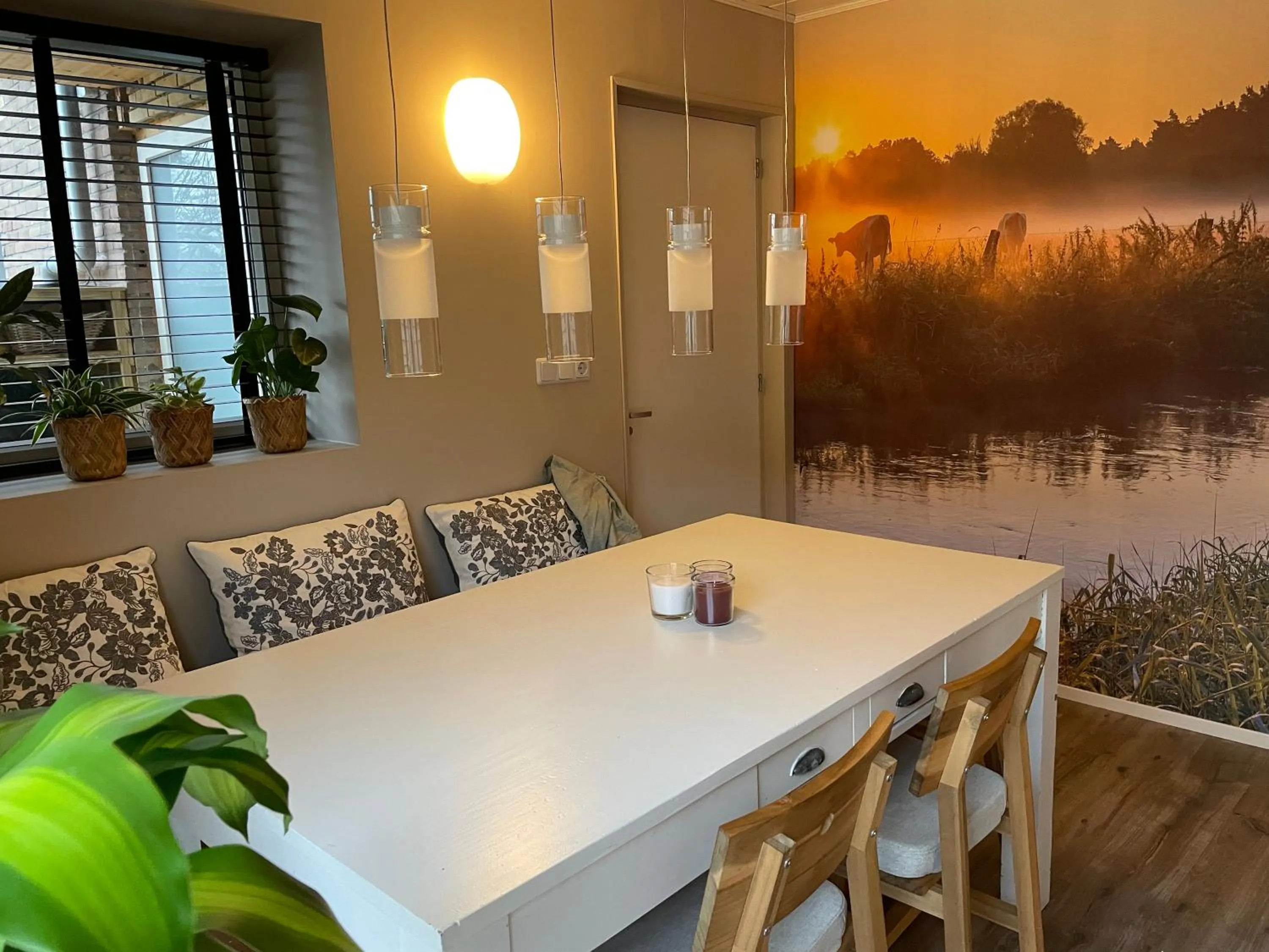 Seating area in B&B Tulden Farmhouse