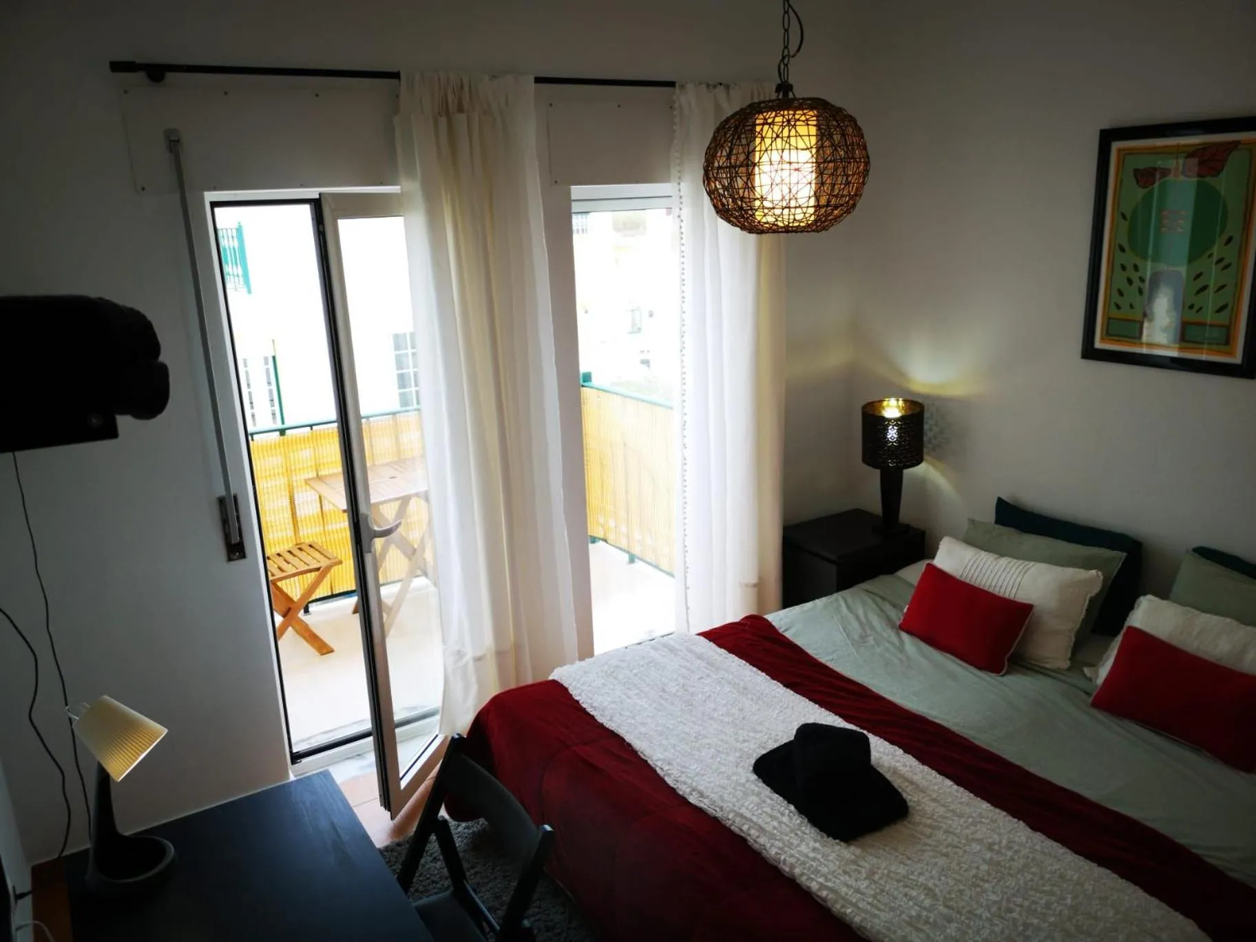 Property building, Bed in Peniche Surf Lodge 1