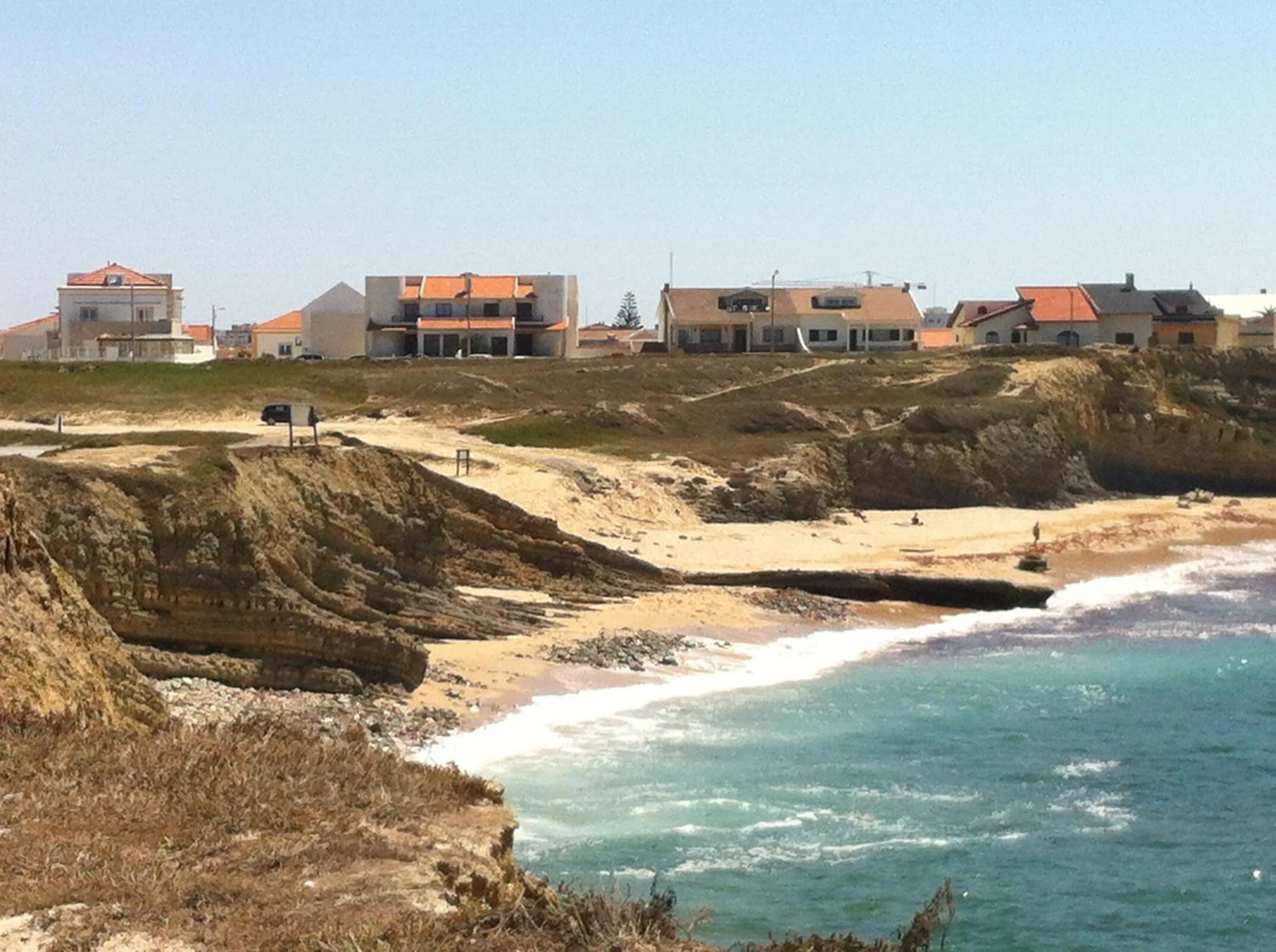 Restaurant/places to eat in Peniche Surf Lodge 1