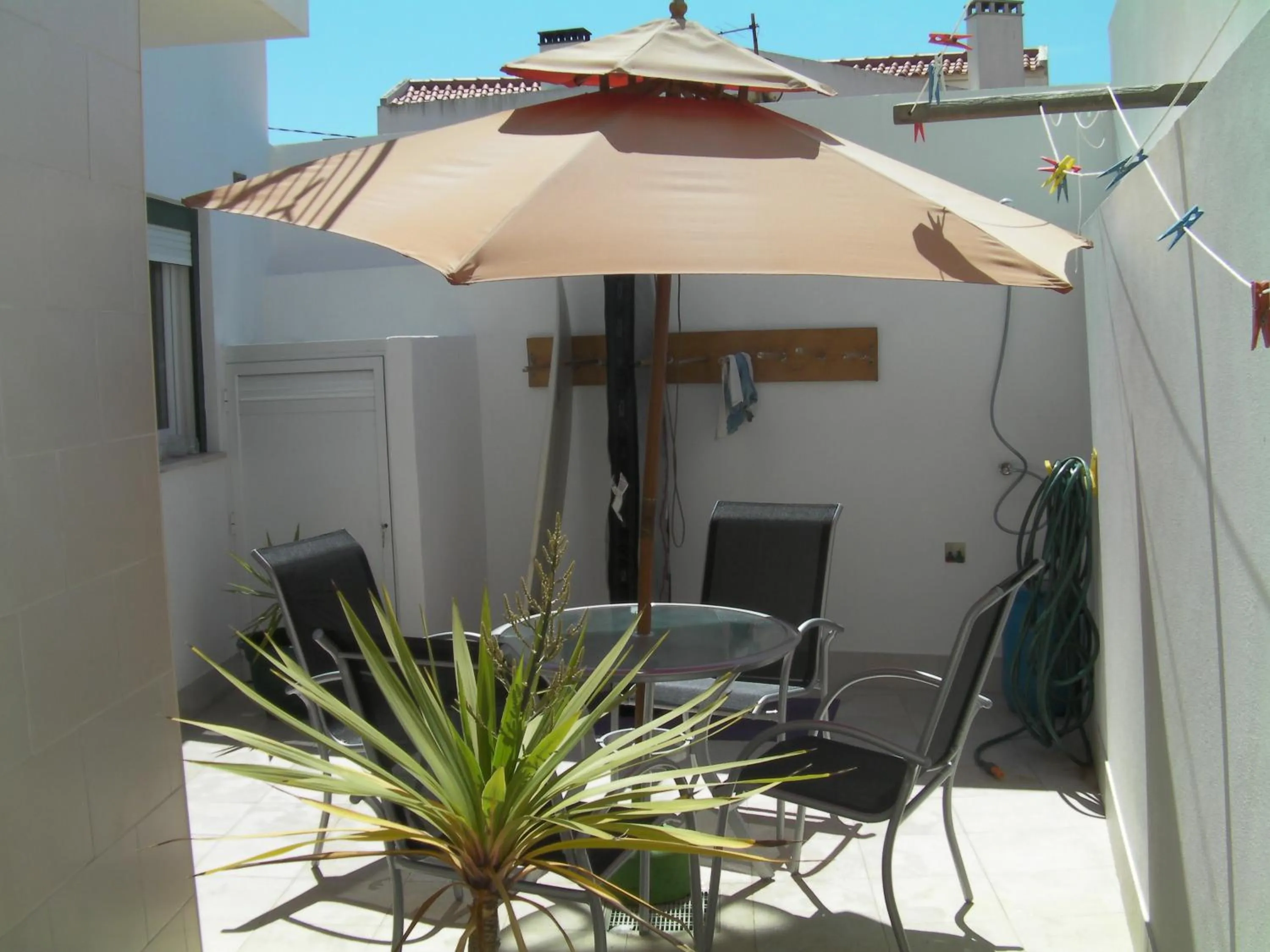 Patio in Peniche Surf Lodge 1