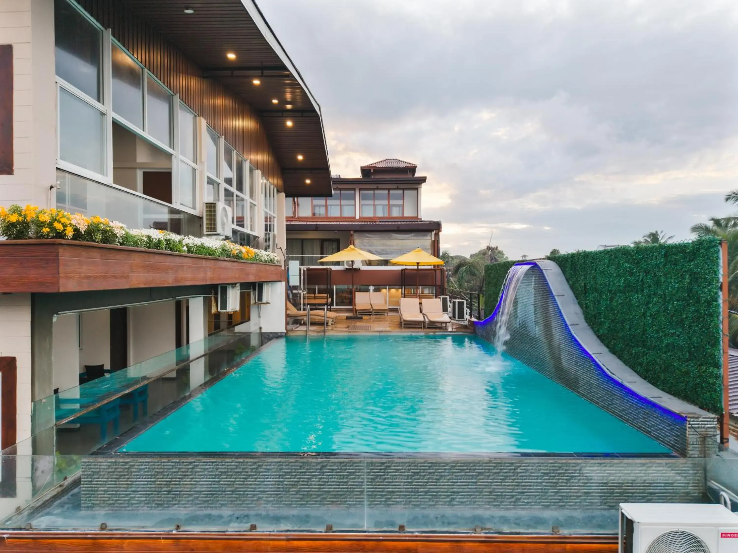 Property building in Beach Corridor Hotel & Spa with Free Airport shuttle Property building in Beach Corridor Hotel & Spa with Free Airport shuttle