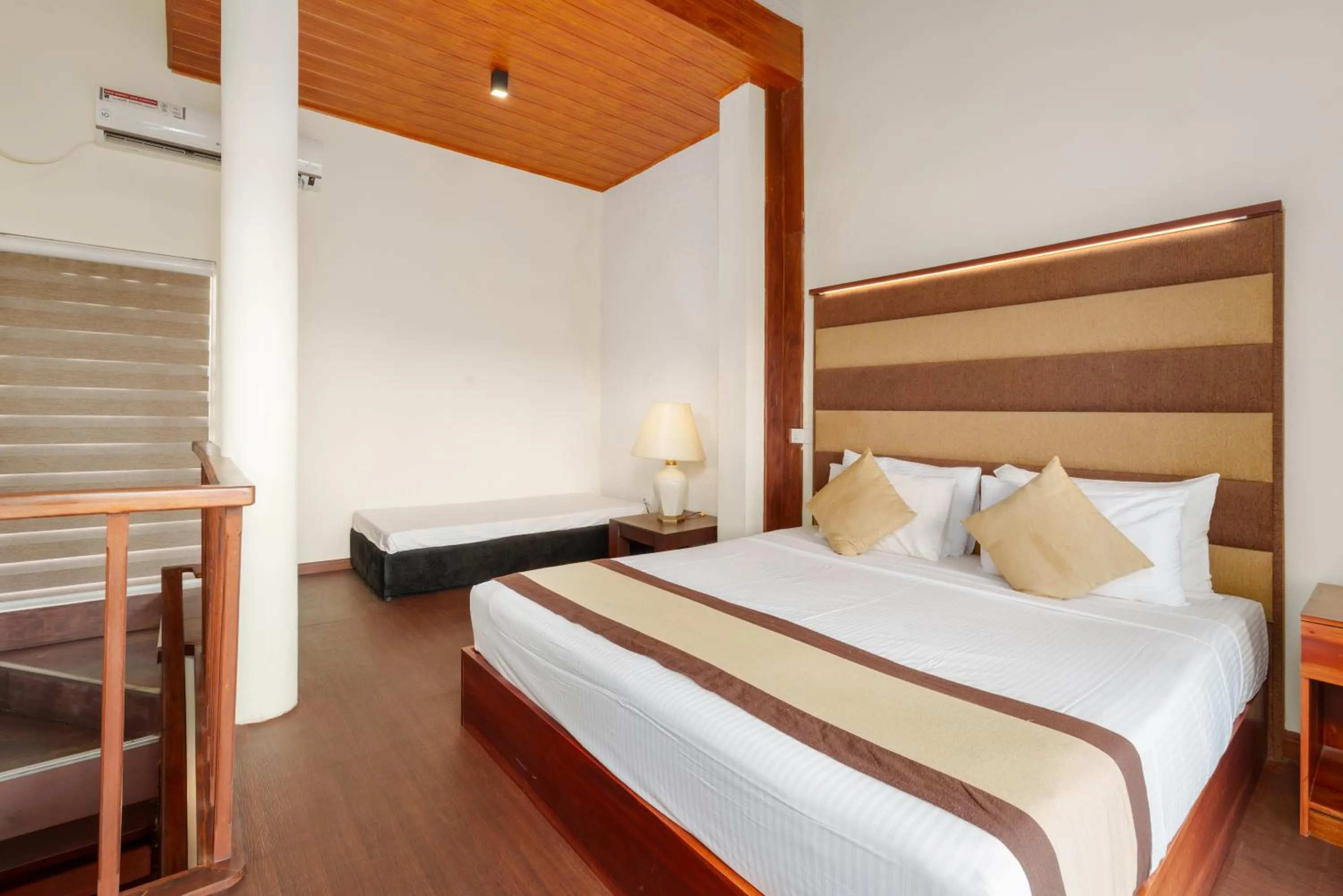 Bed in Beach Corridor Hotel & Spa with Free Airport shuttle