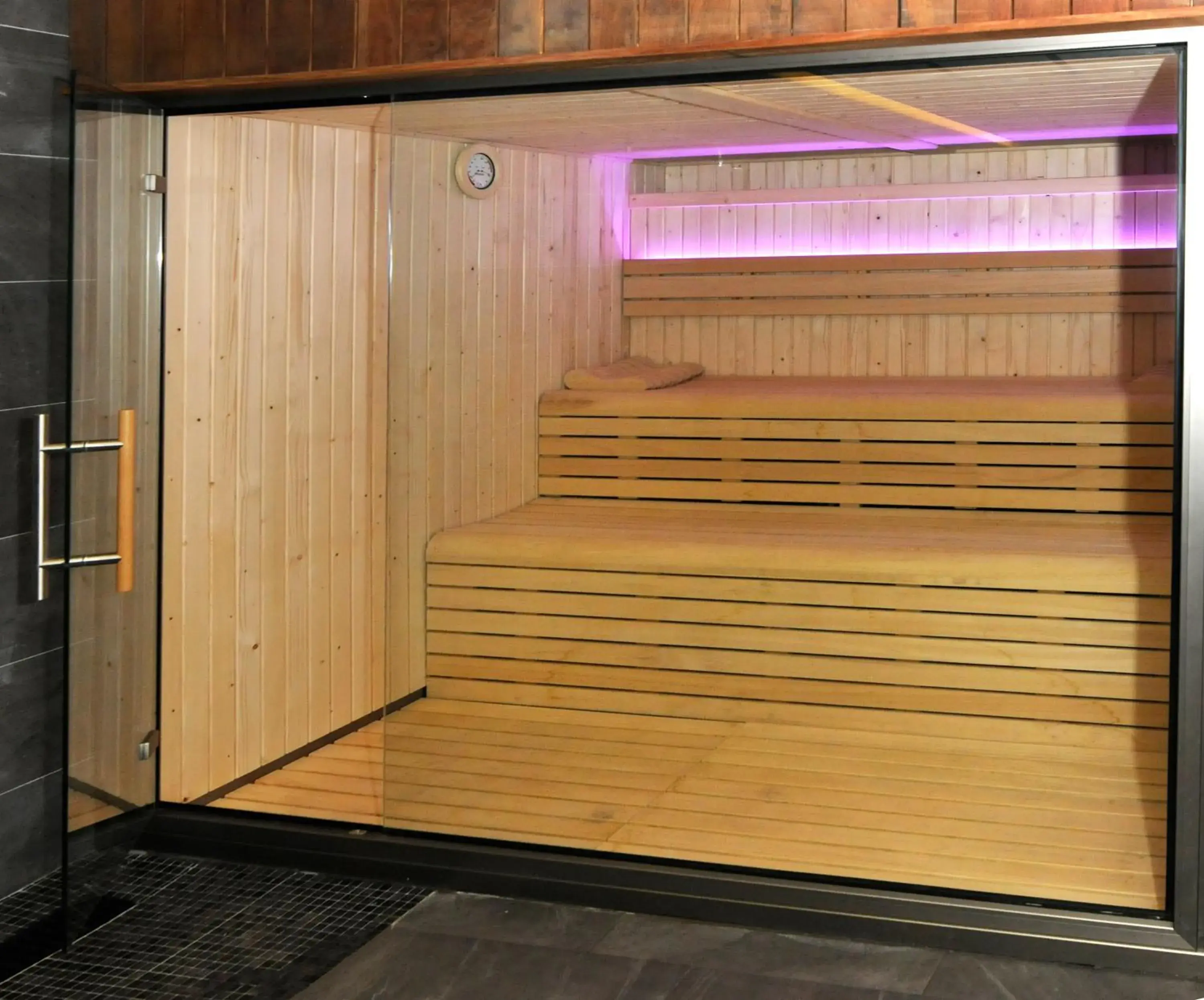 Spa and wellness centre/facilities in Hotel Riviera Spa and wellness centre/facilities in Hotel Riviera