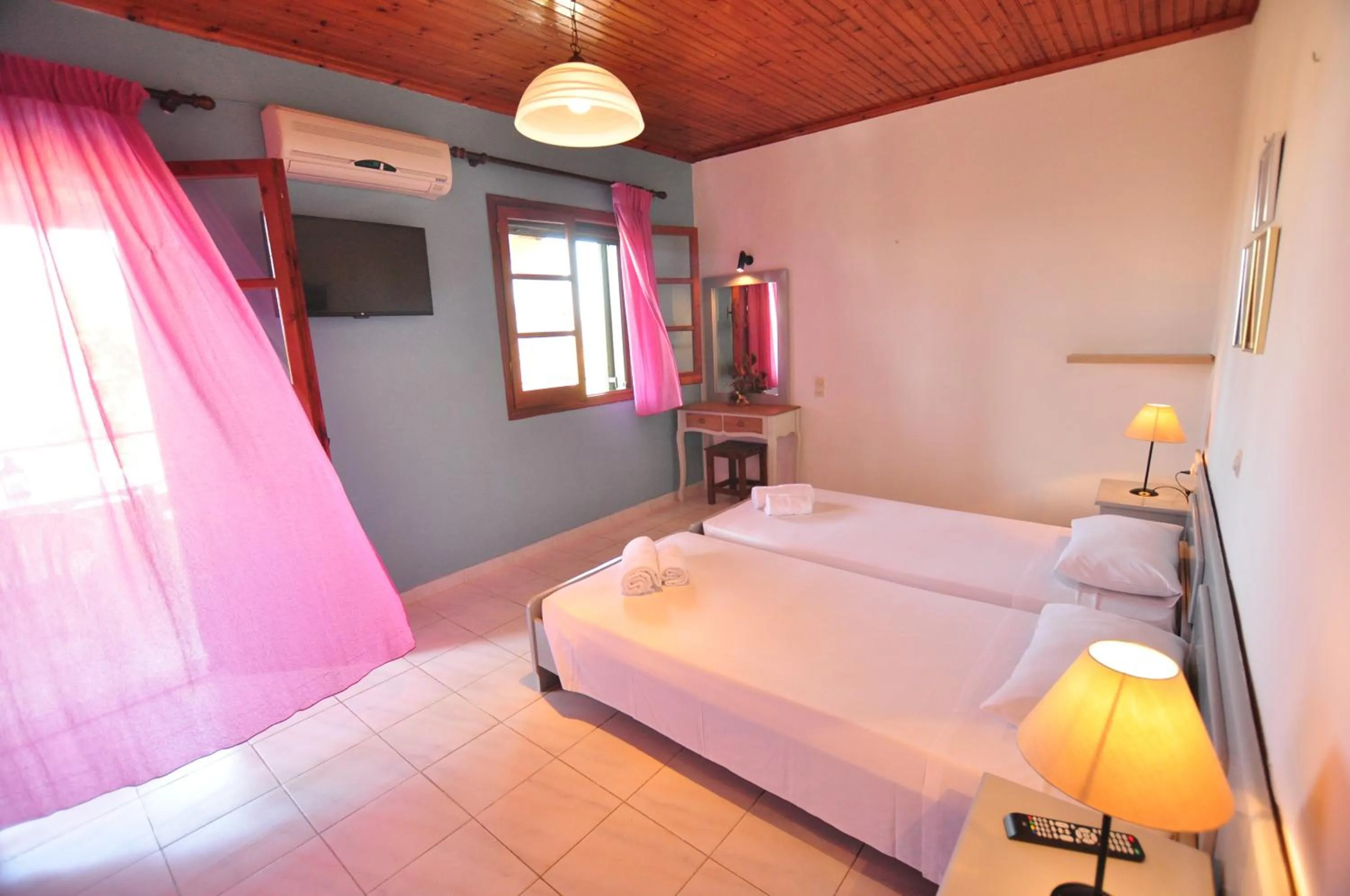 Bedroom in Acharavi Garden