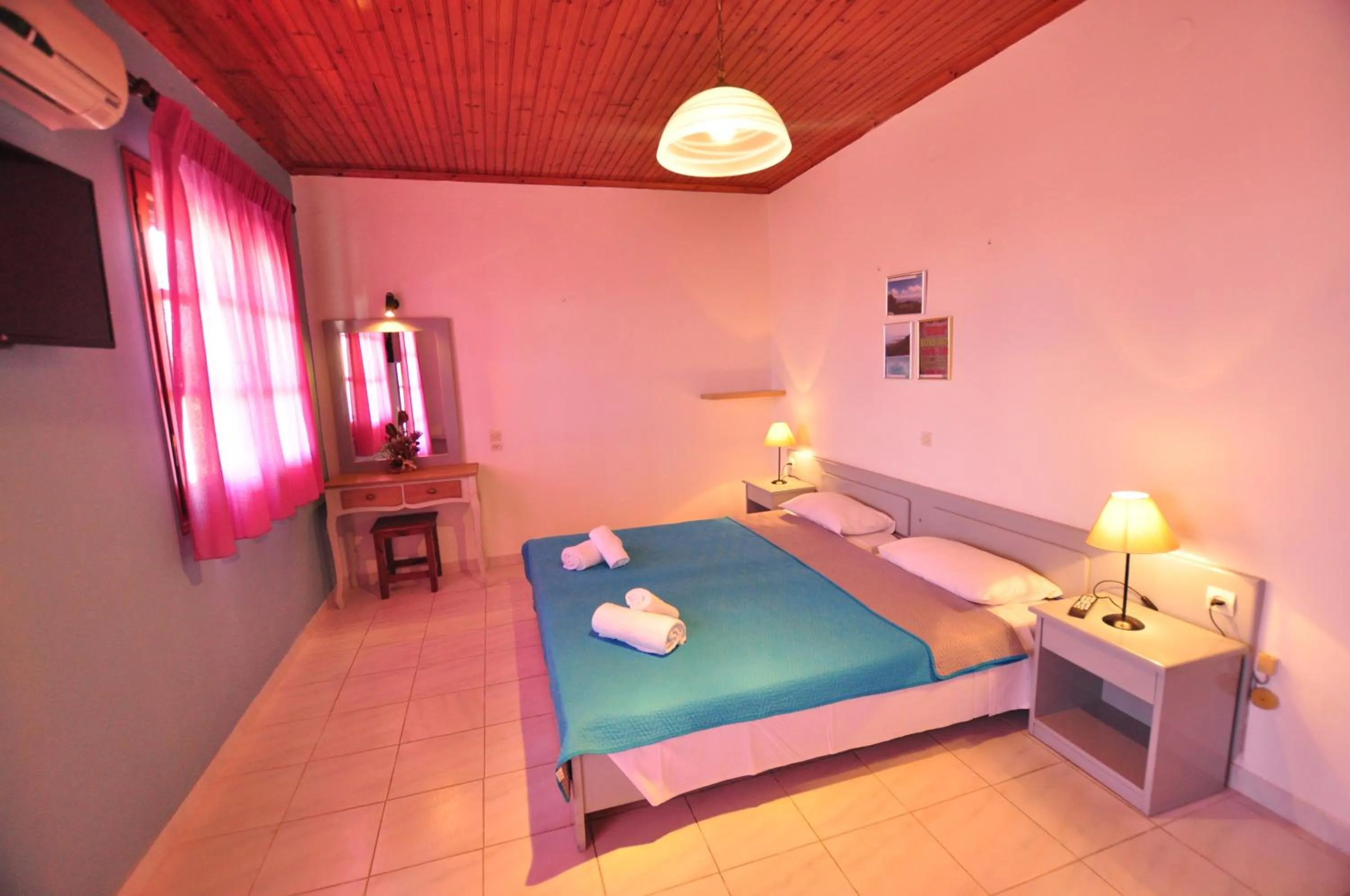 Bedroom in Acharavi Garden