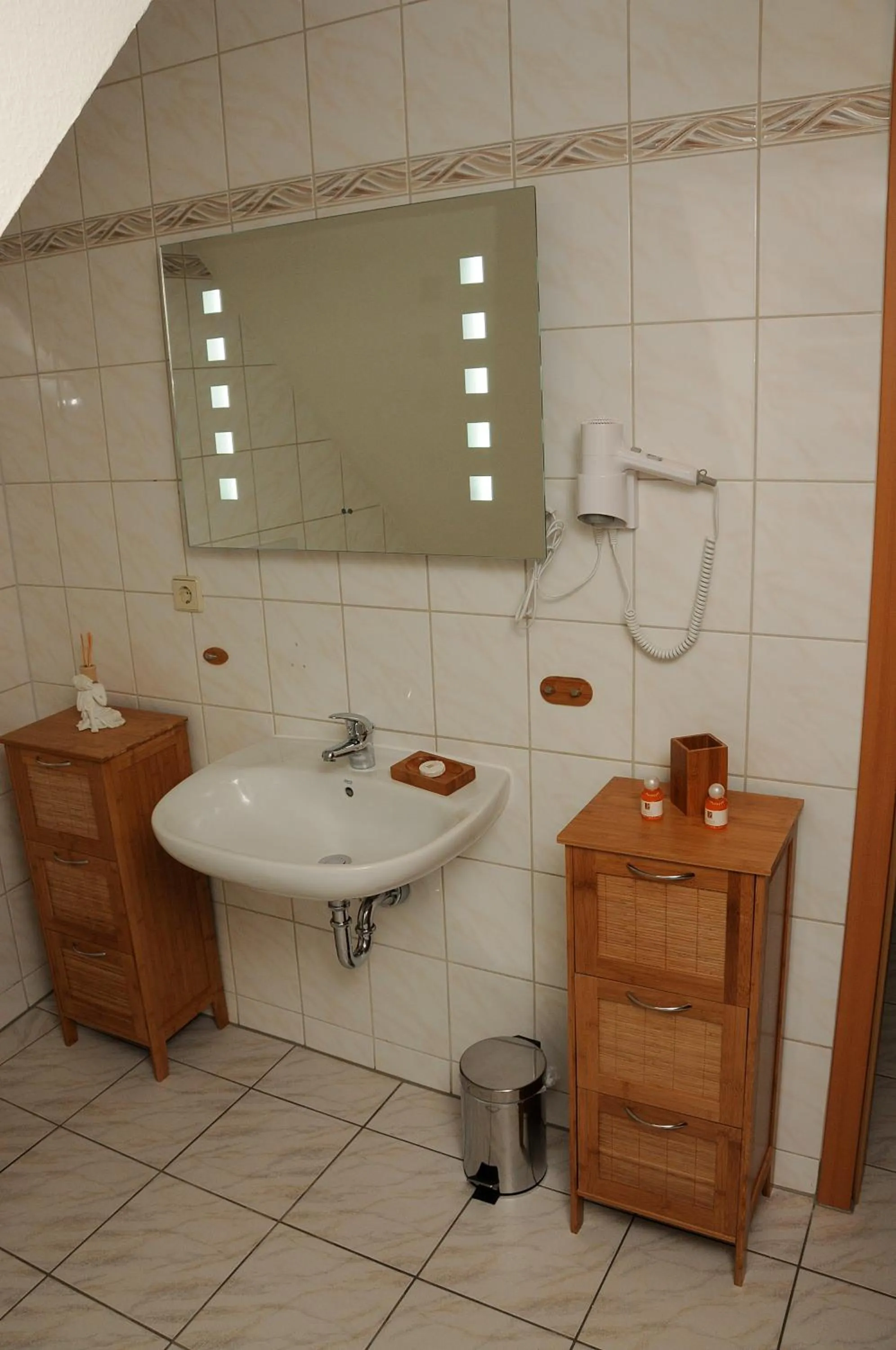 Shower in Apartments am Brunnen