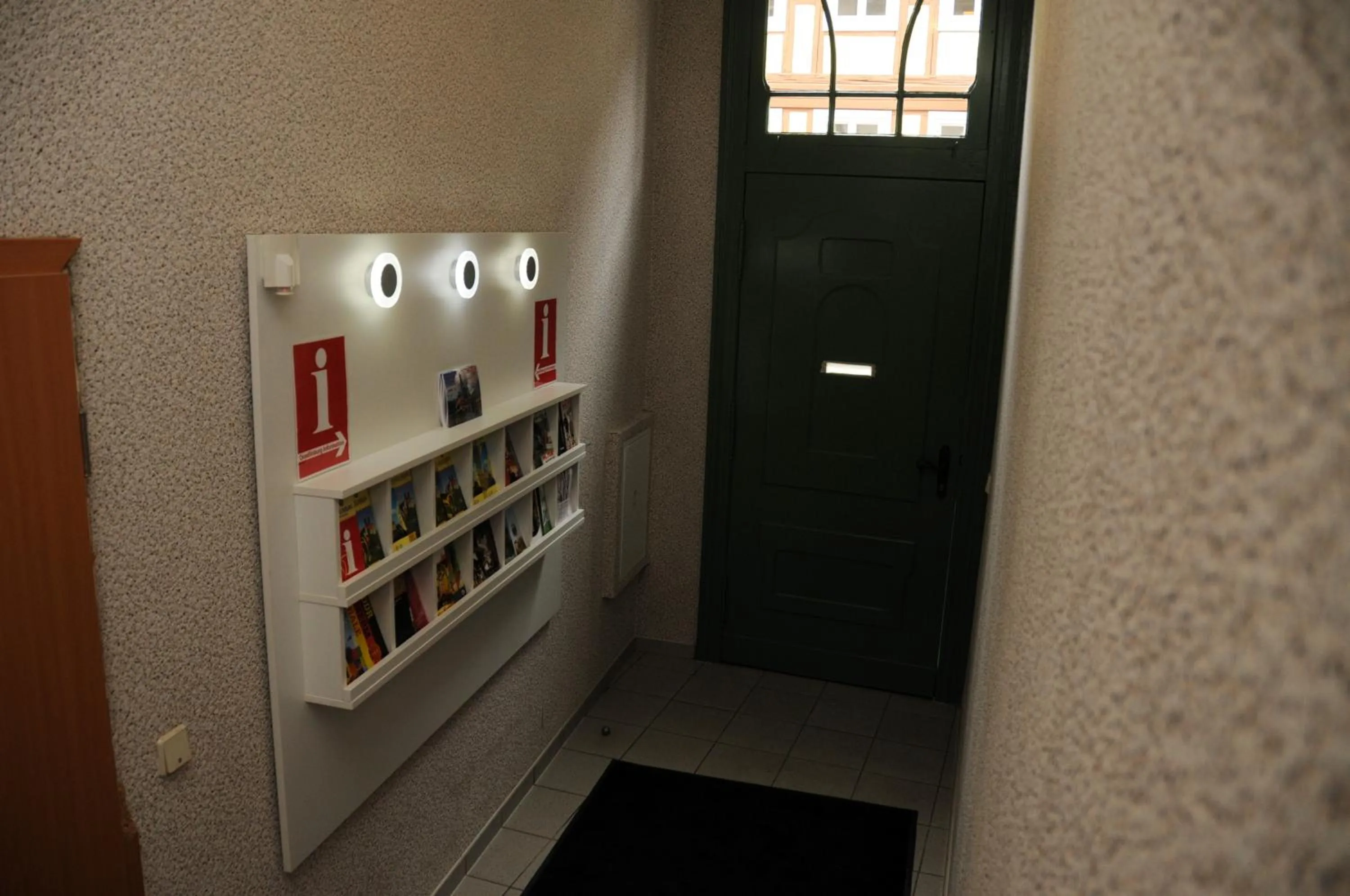 Facade/entrance in Apartments am Brunnen