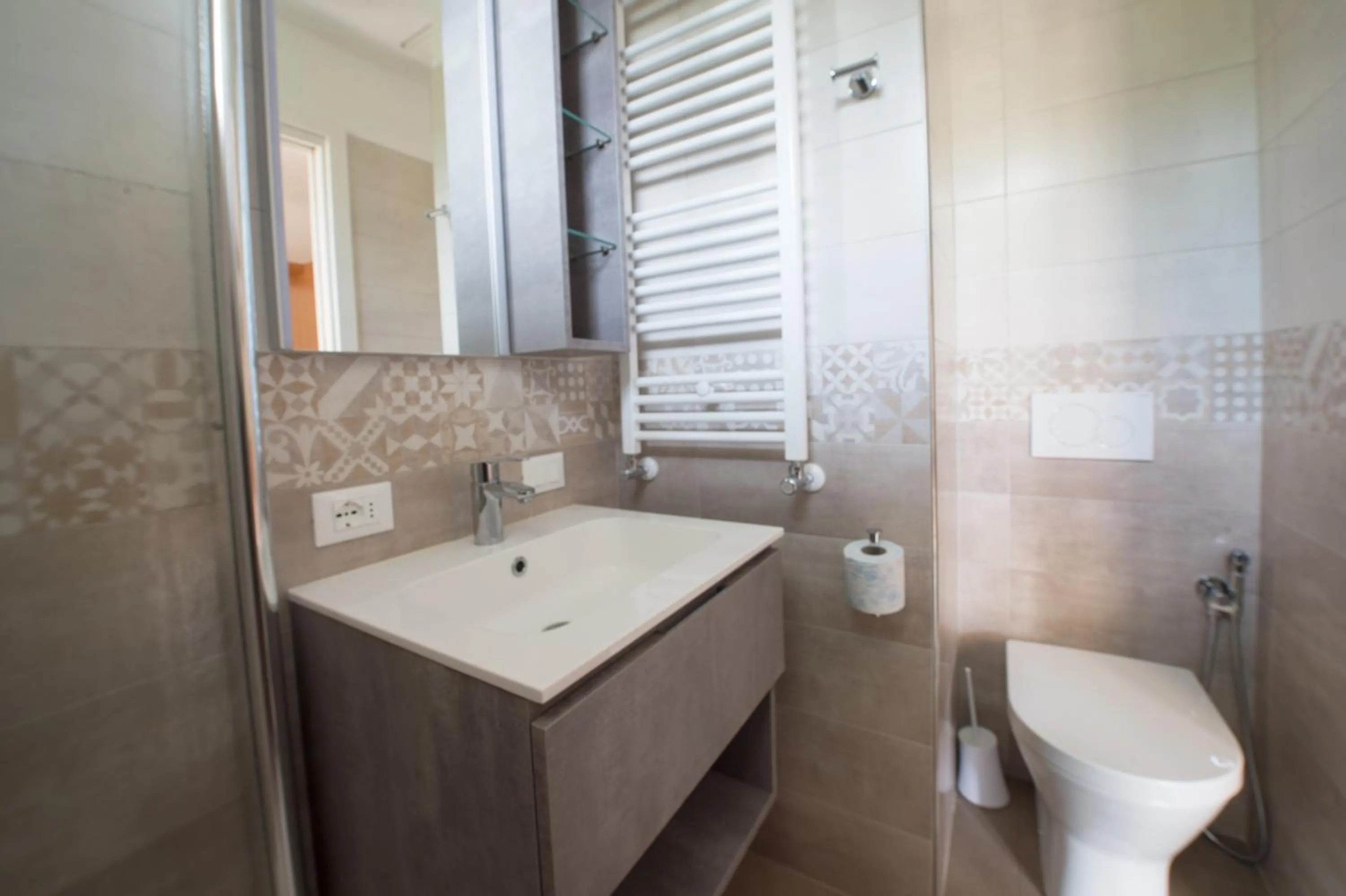 Bathroom in Hotel Germania