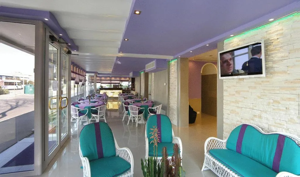 Day in Hotel Germania