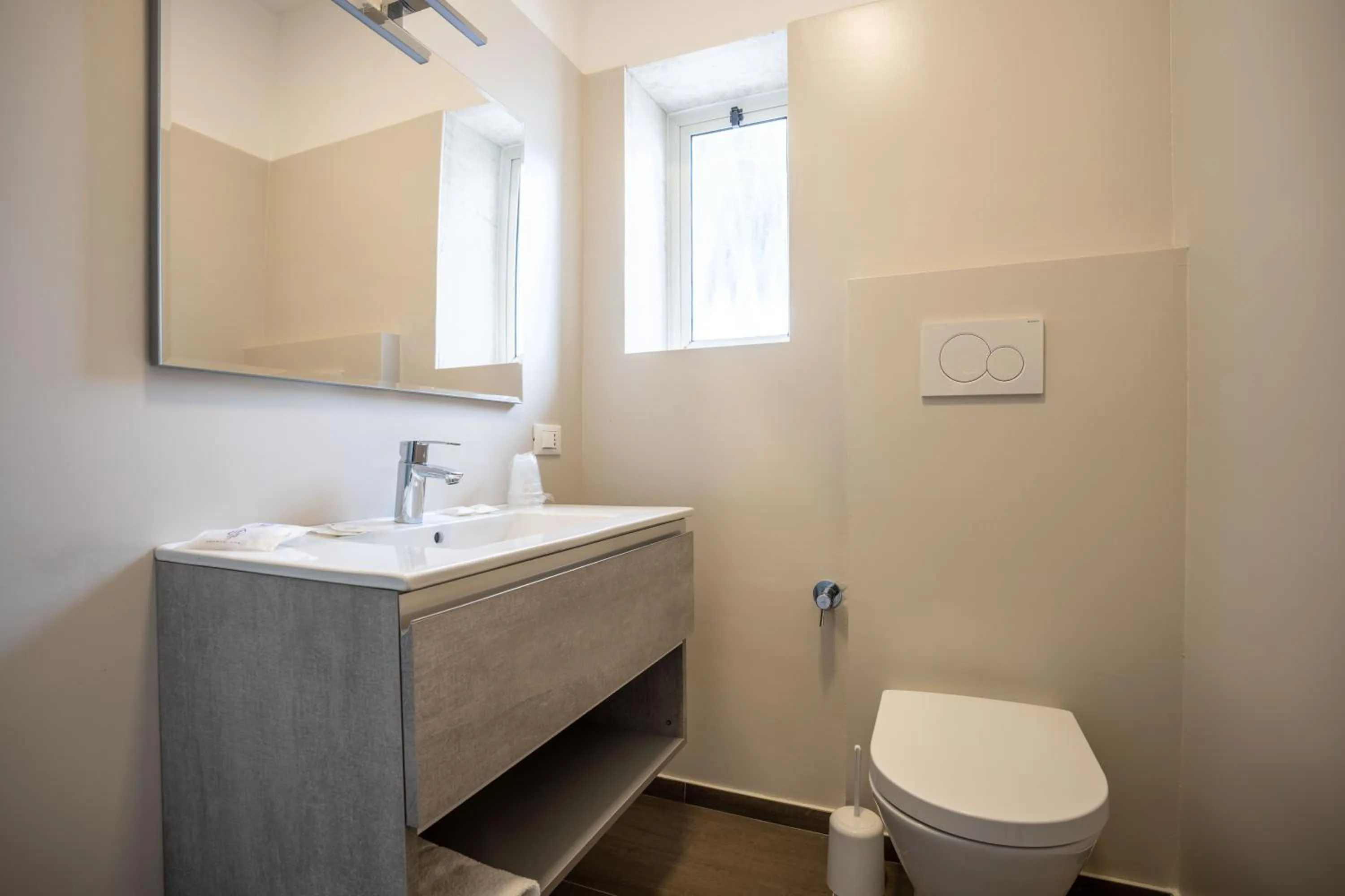 Bathroom in Hotel Germania