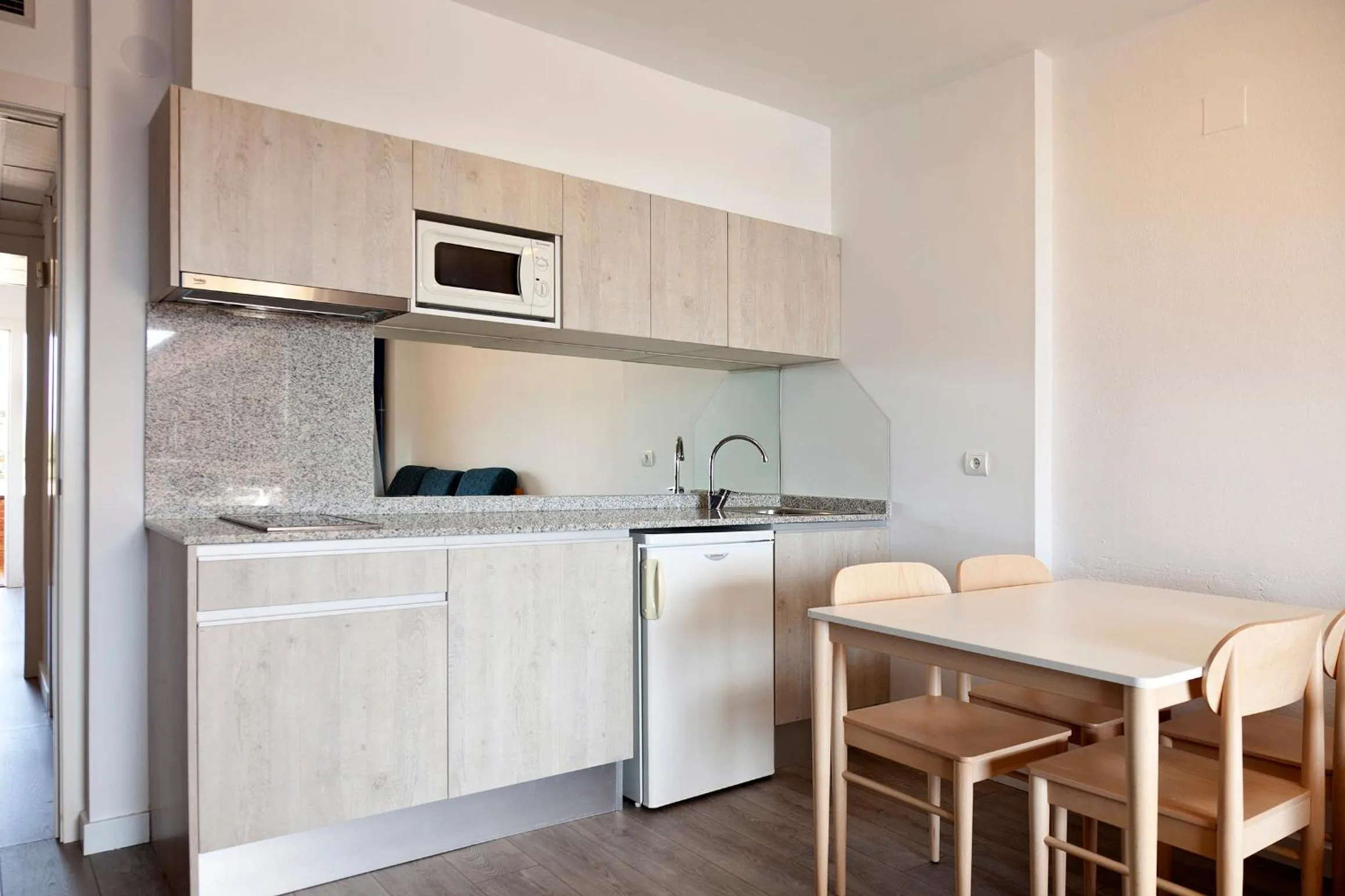 Kitchen or kitchenette in Voramar Cambrils