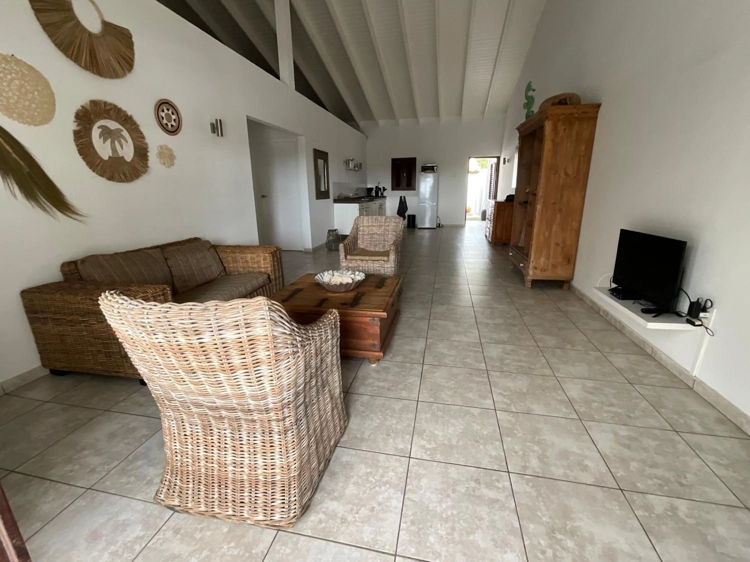 Living room in Bantopa Apartments