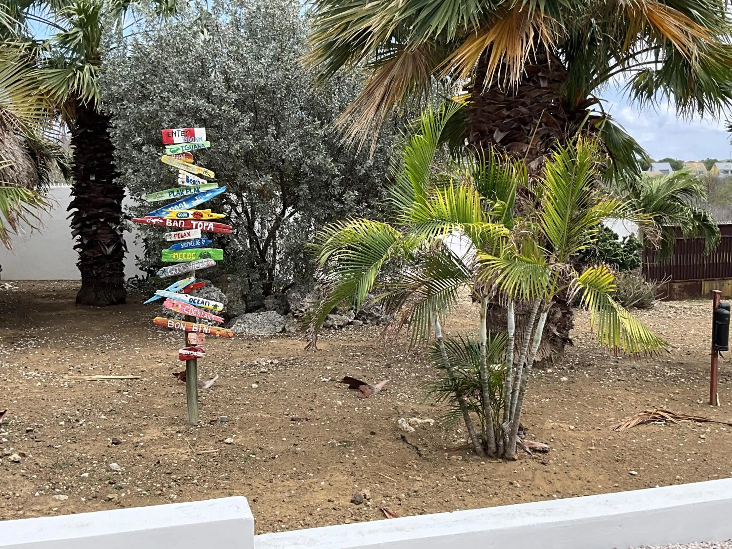 Garden in Bantopa Apartments