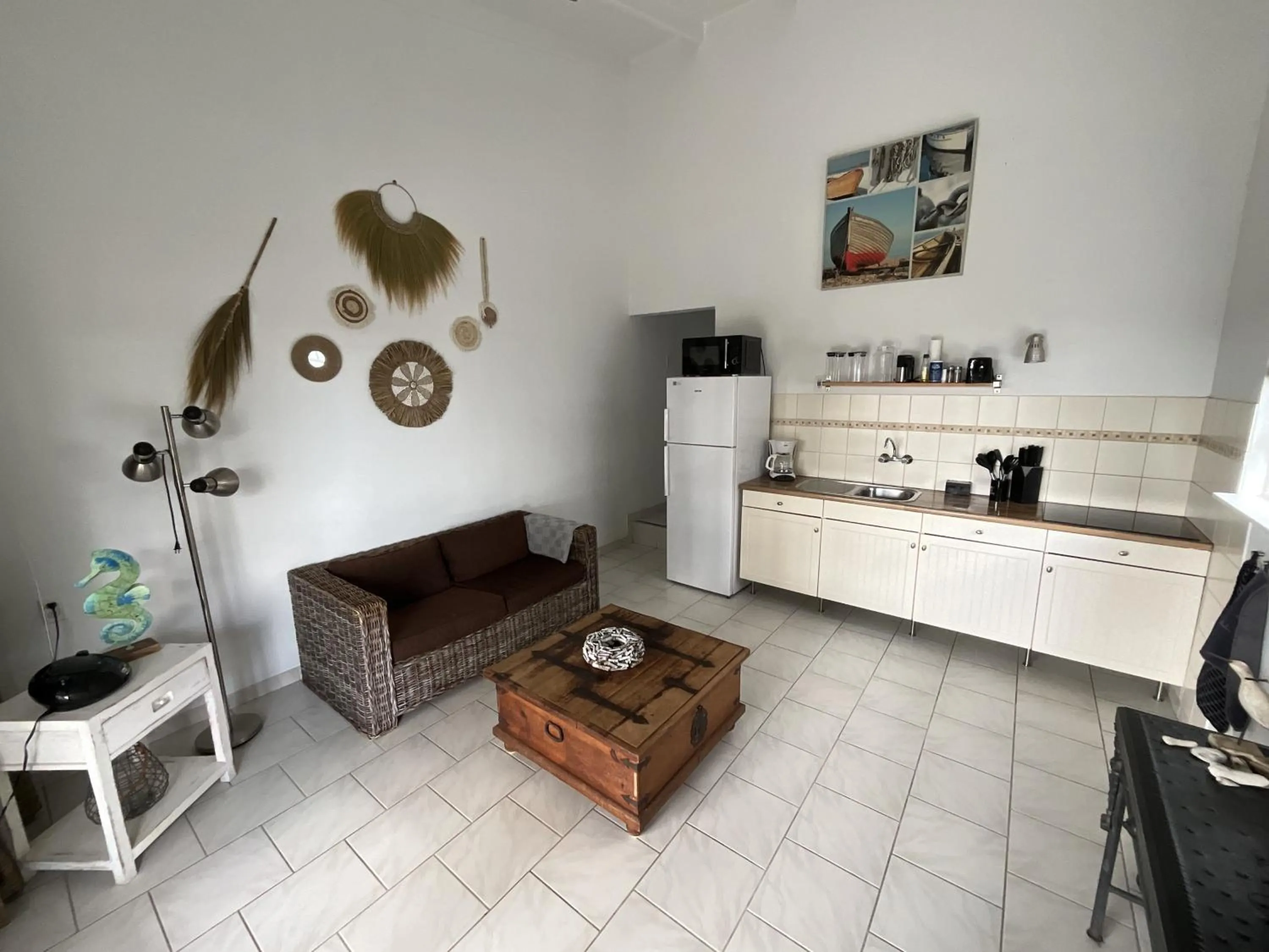 Living room in Bantopa Apartments