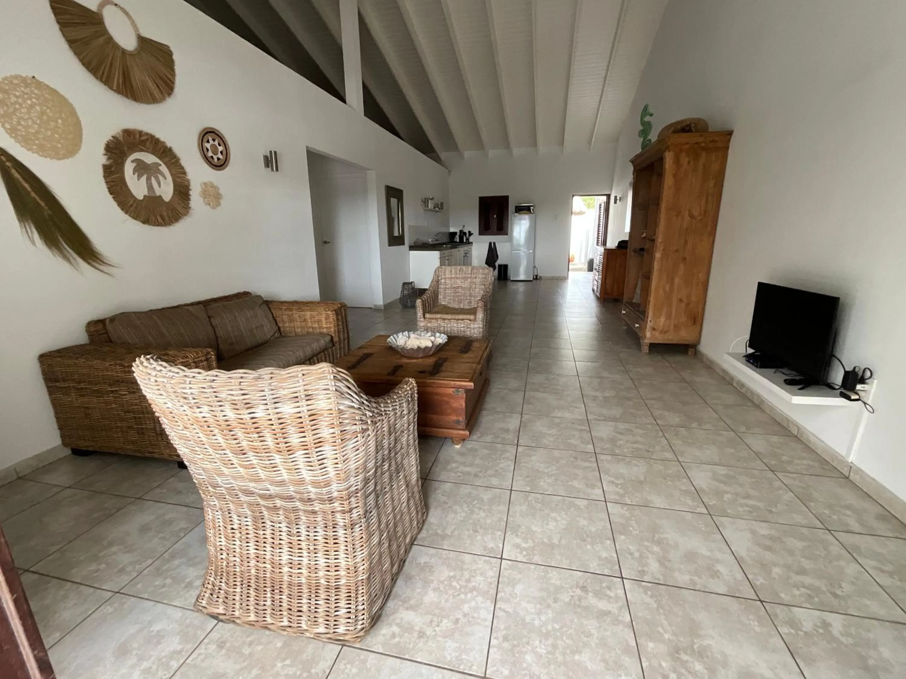 Living room in Bantopa Apartments