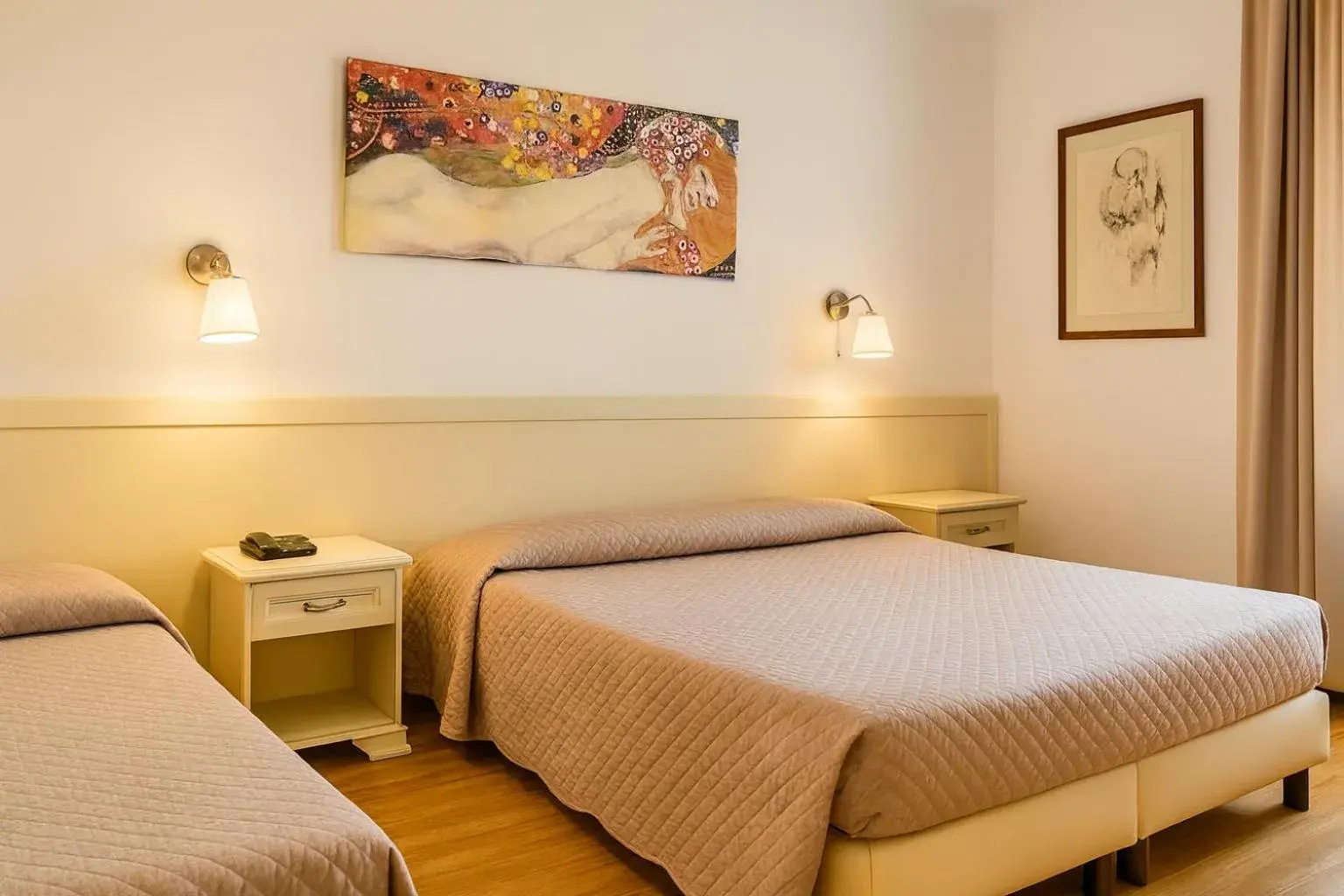 Triple Room in Hotel Ariston Triple Room in Hotel Ariston