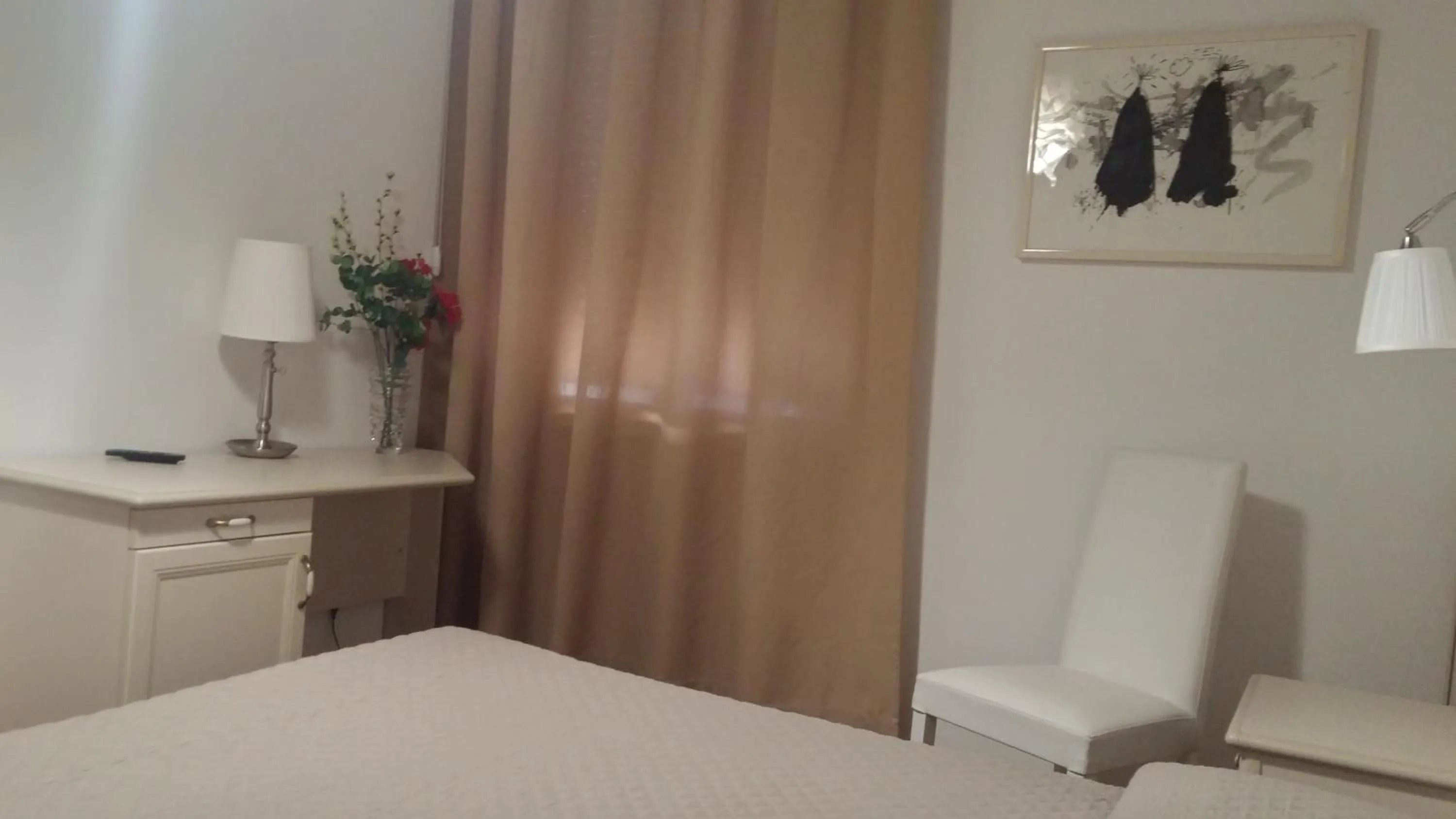 TV and multimedia, Bed in Hotel Ariston