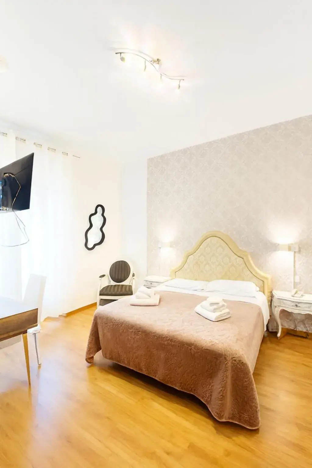 Double or Twin Room in Hotel Ariston Double or Twin Room in Hotel Ariston