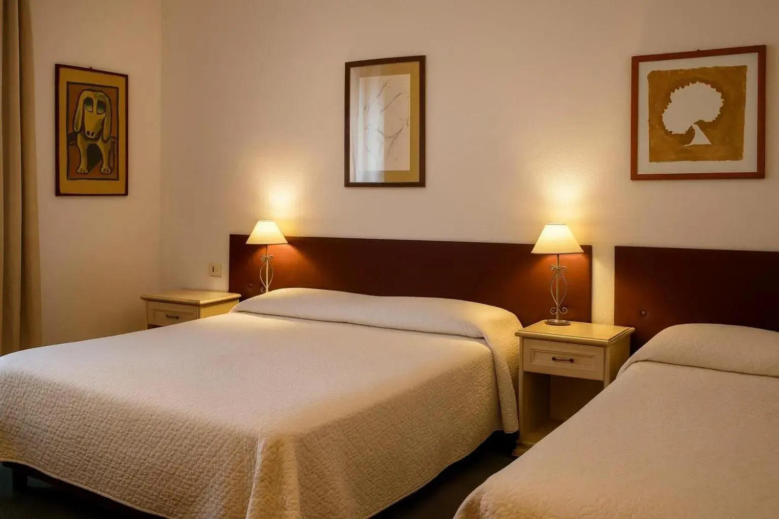 Triple Room in Hotel Ariston Triple Room in Hotel Ariston