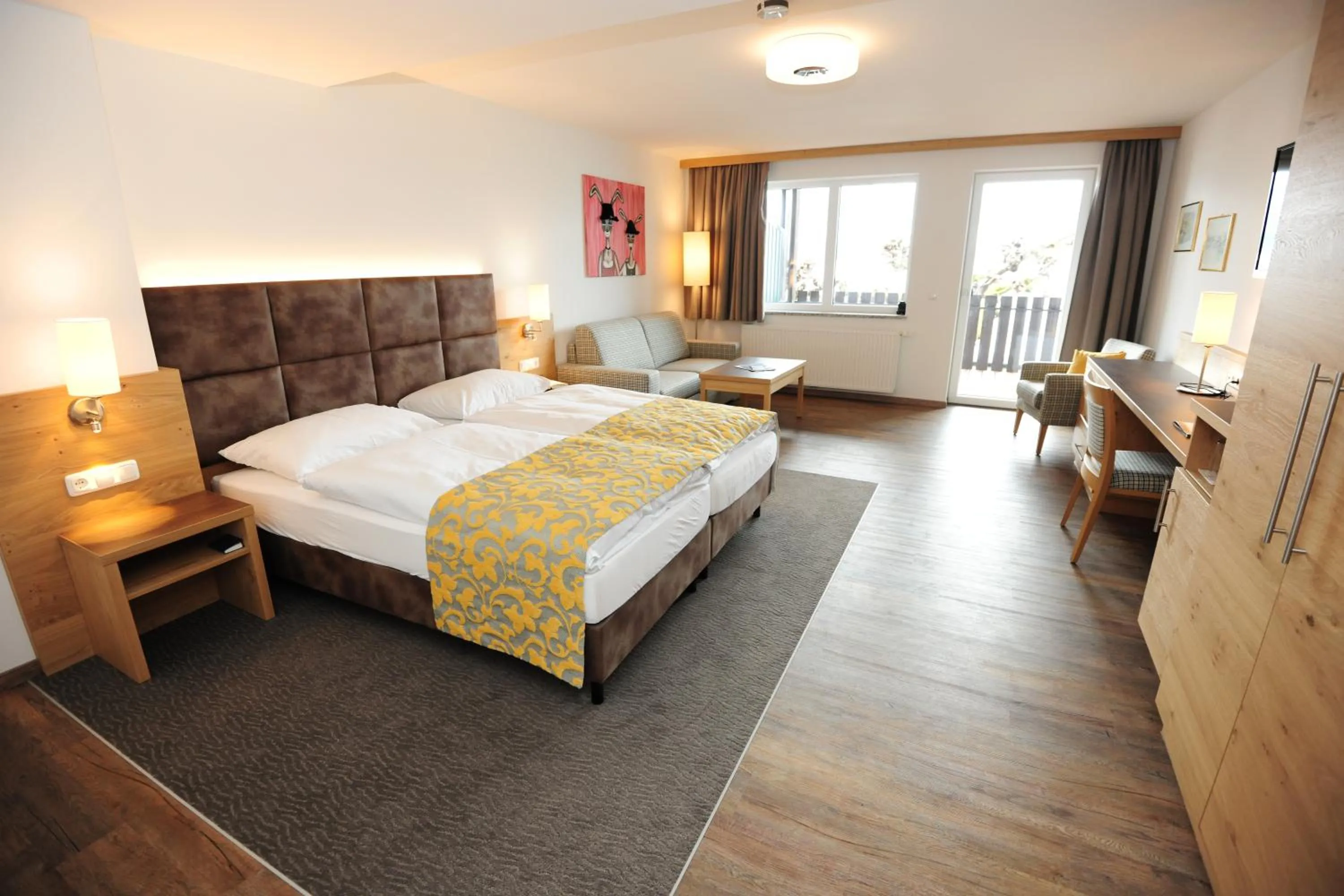 Photo of the whole room, Bed in Seegasthof Hois'n Wirt - Hotel mit Wellnessbereich