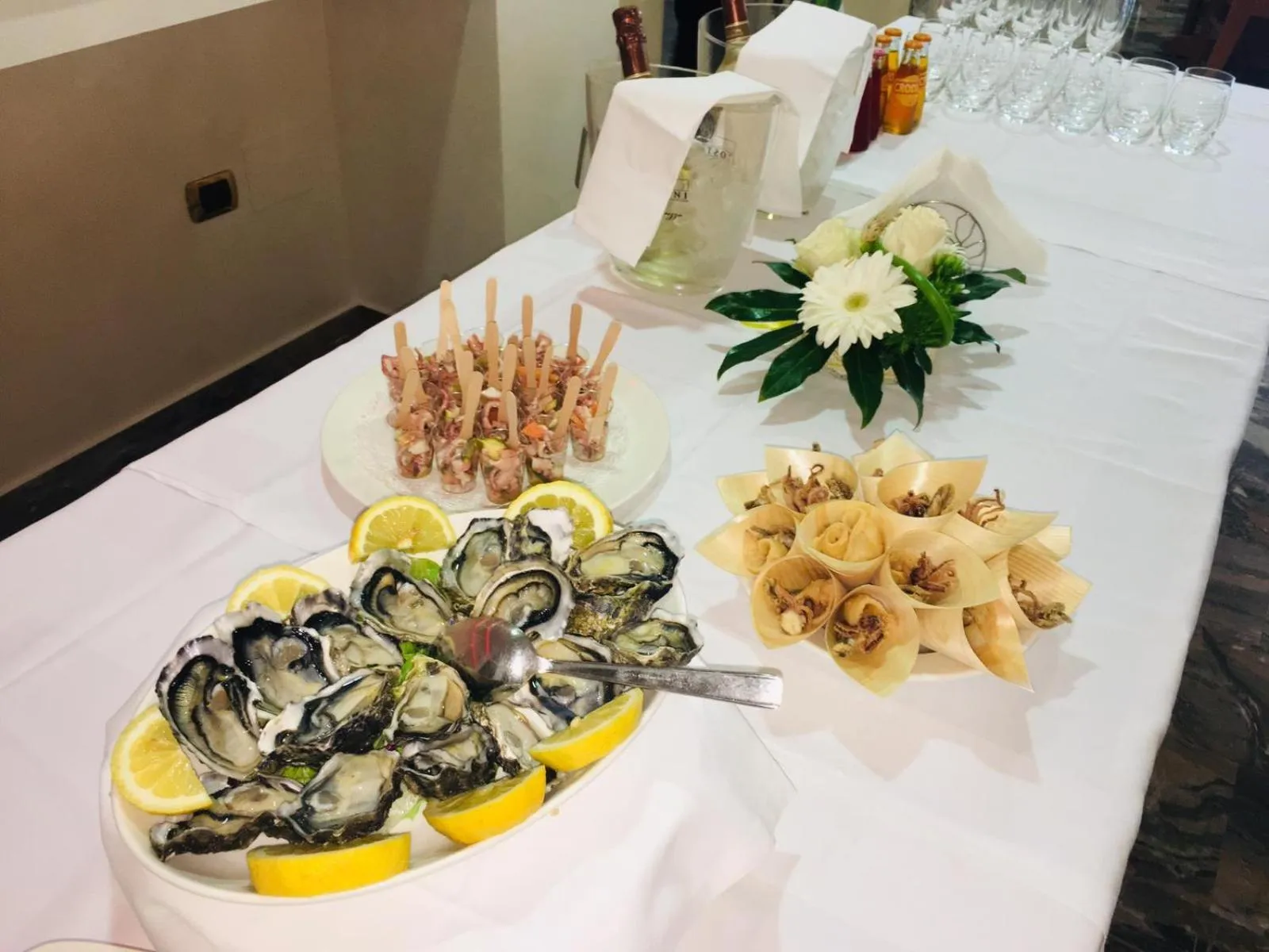 Food and drinks in Hotel Florida