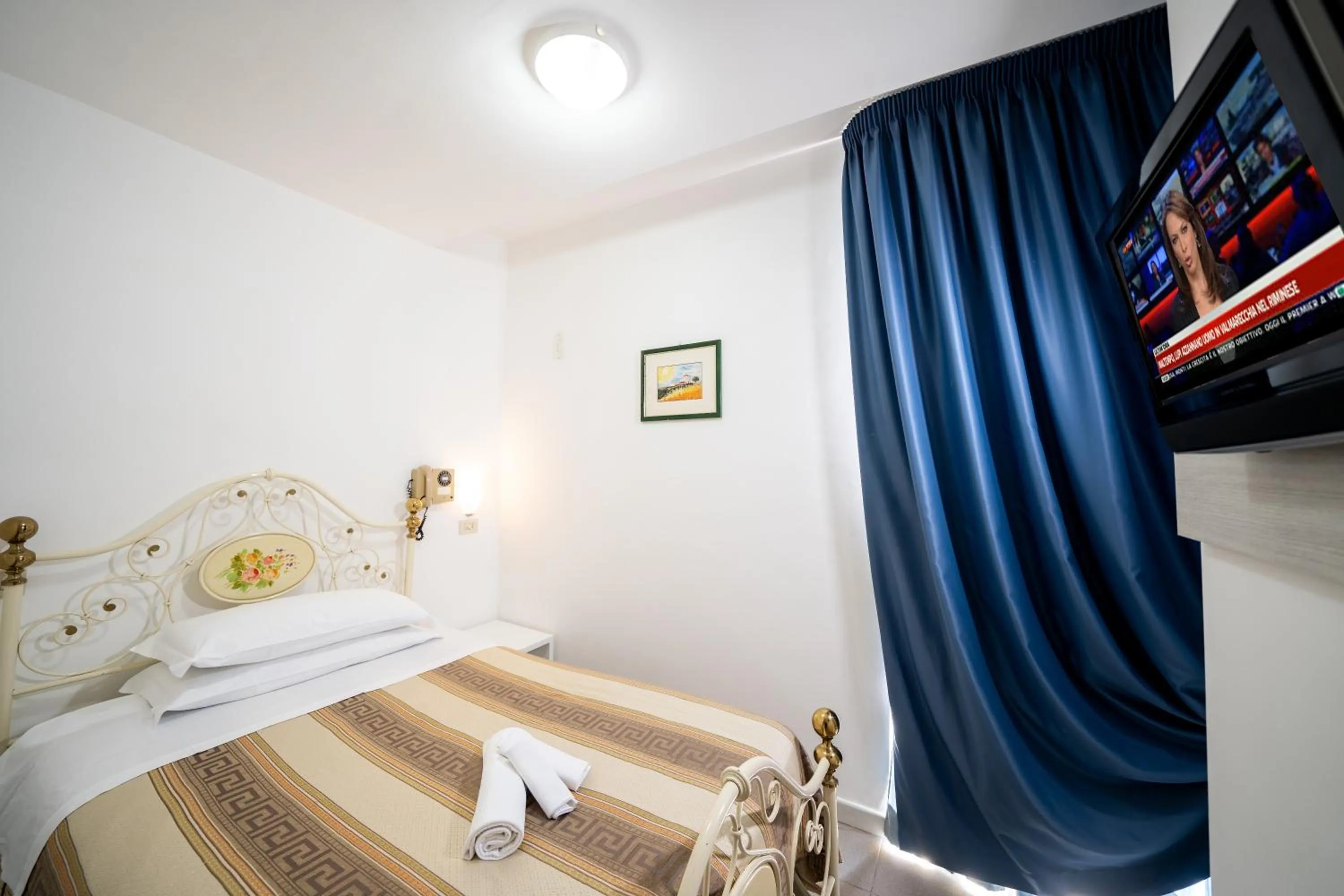 Photo of the whole room in Hotel Florida