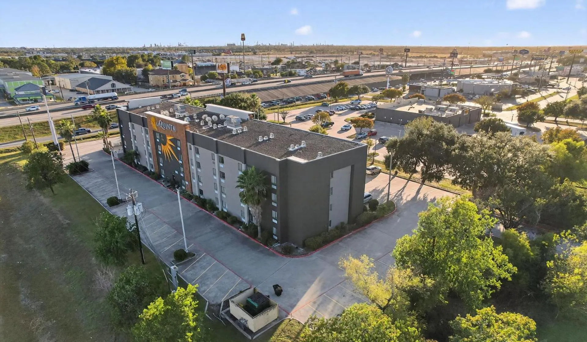 La Quinta by Wyndham Houston Baytown East