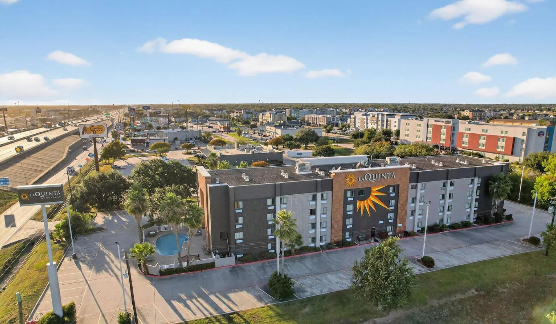 La Quinta by Wyndham Houston Baytown East