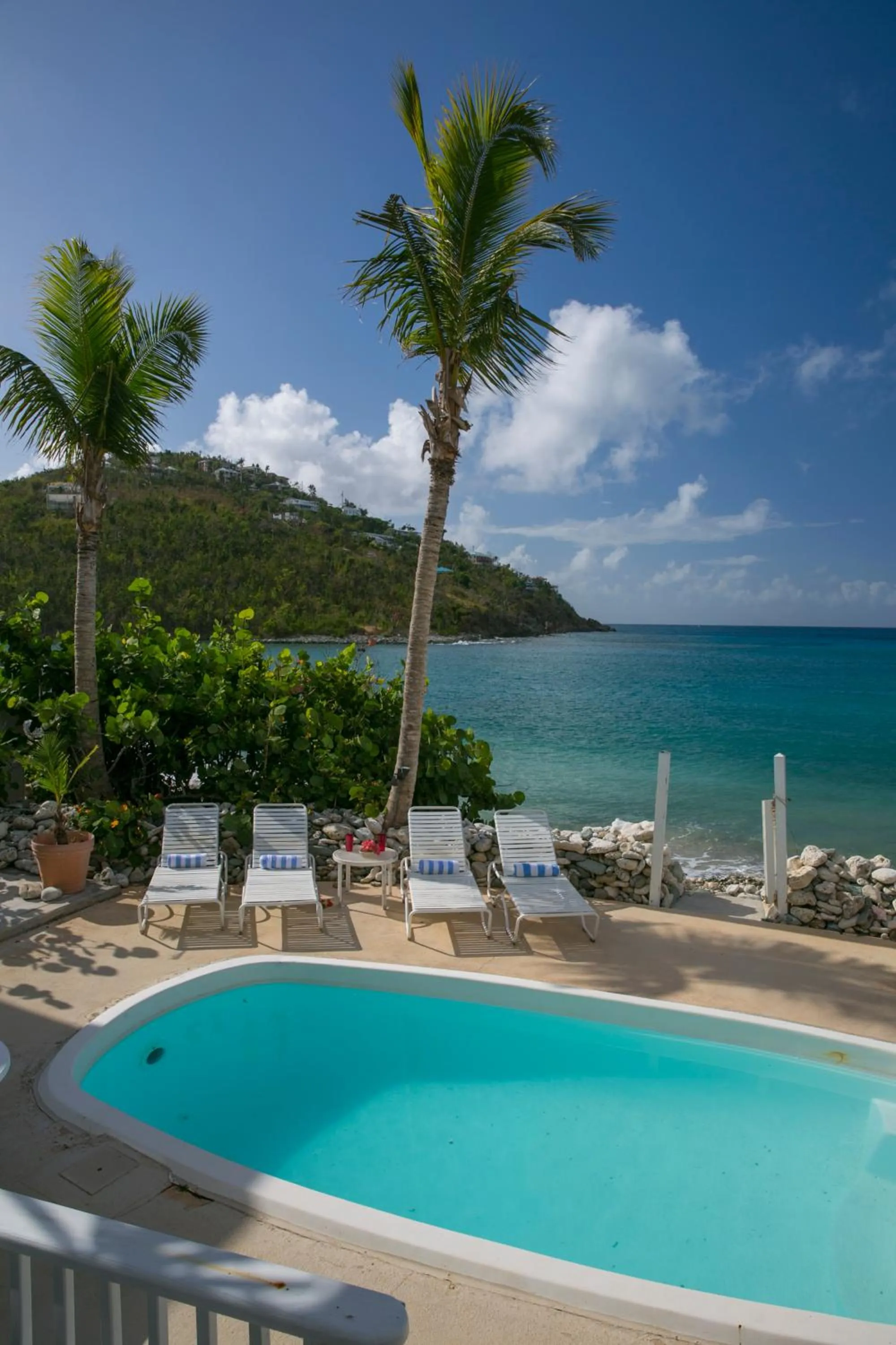 Swimming pool in Coconut Coast Villas