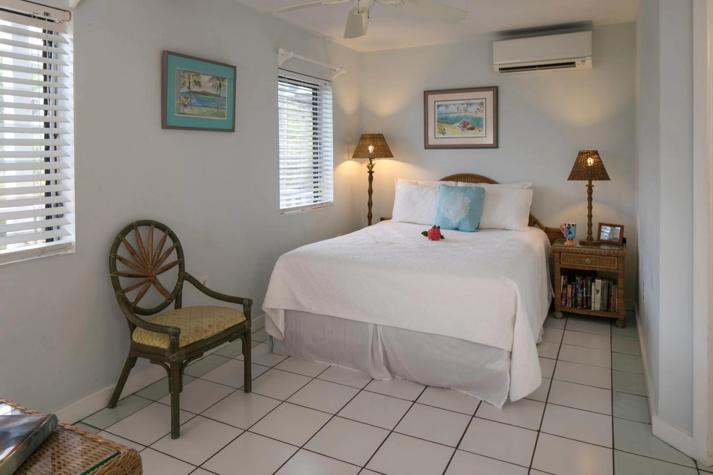 Bed in Coconut Coast Villas