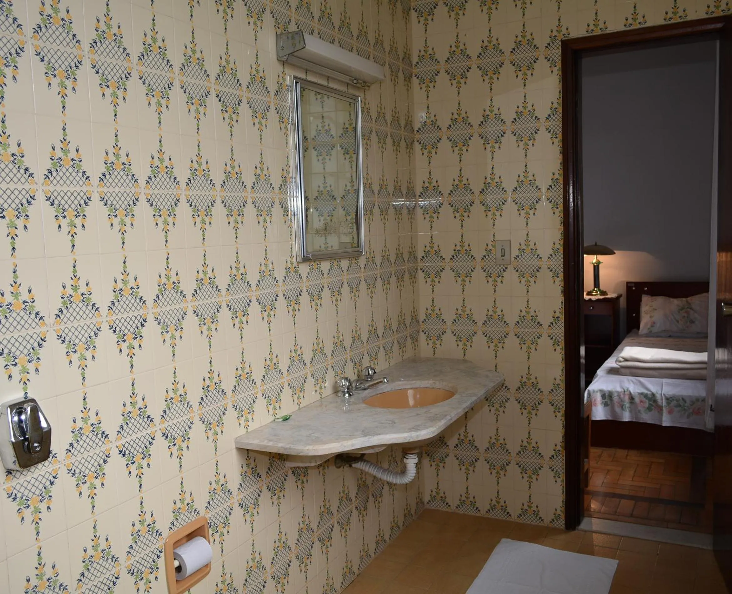 Bathroom, Bed in Pousada Barão Real