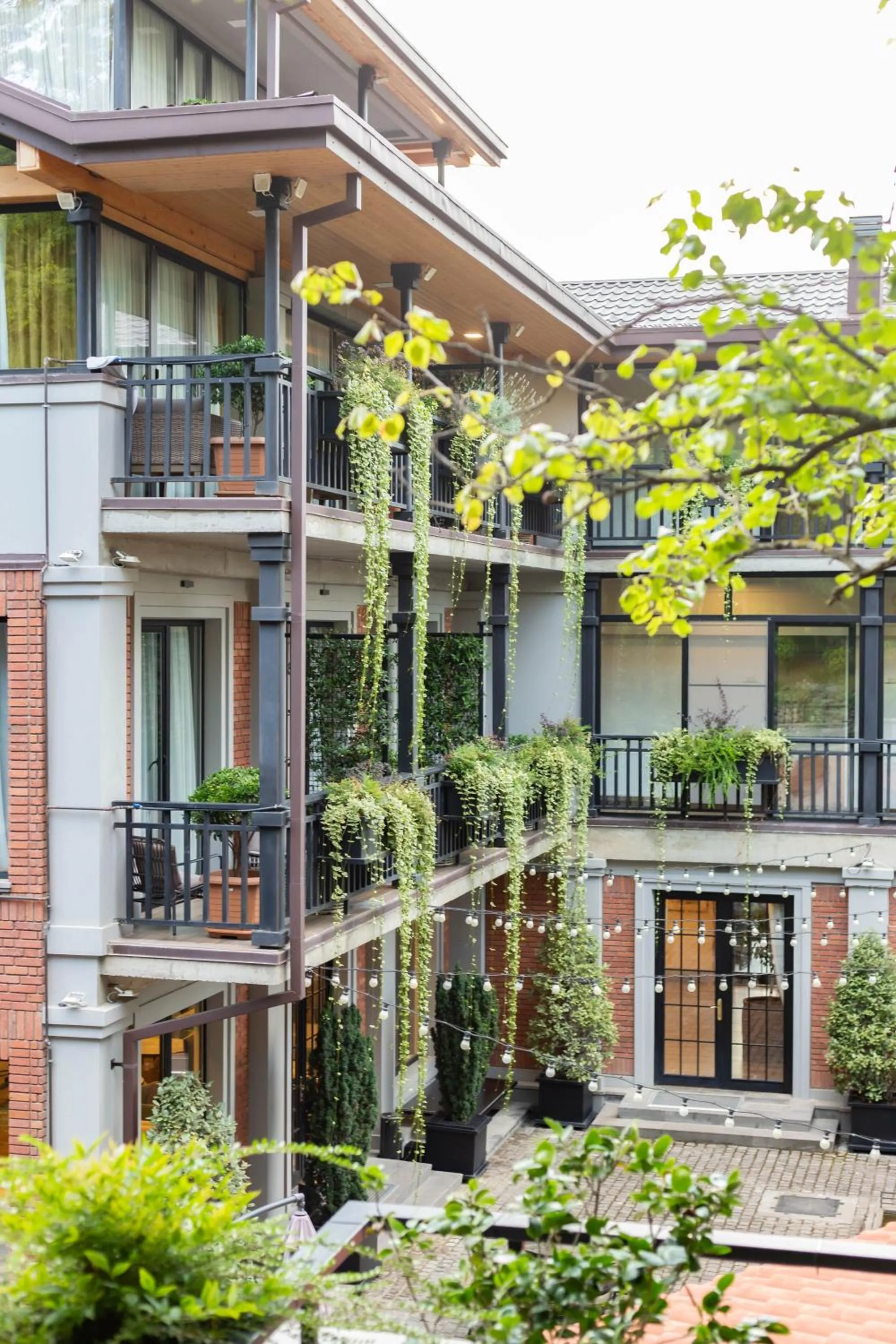 Property building in Seventeen Rooms