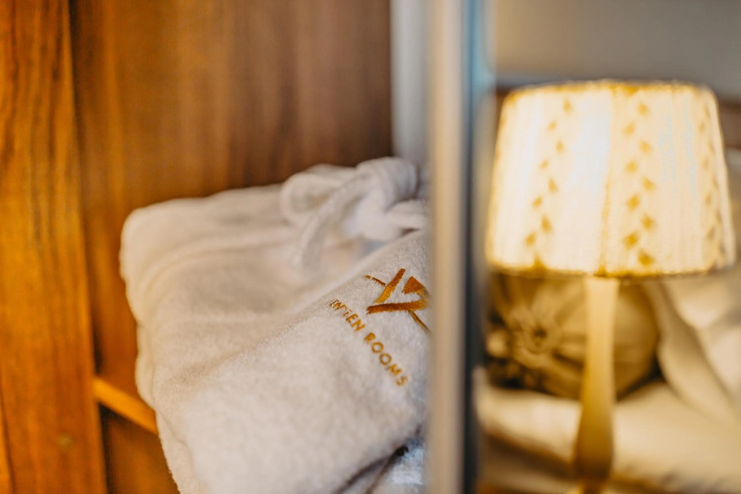 Property logo or sign, Bed in Seventeen Rooms