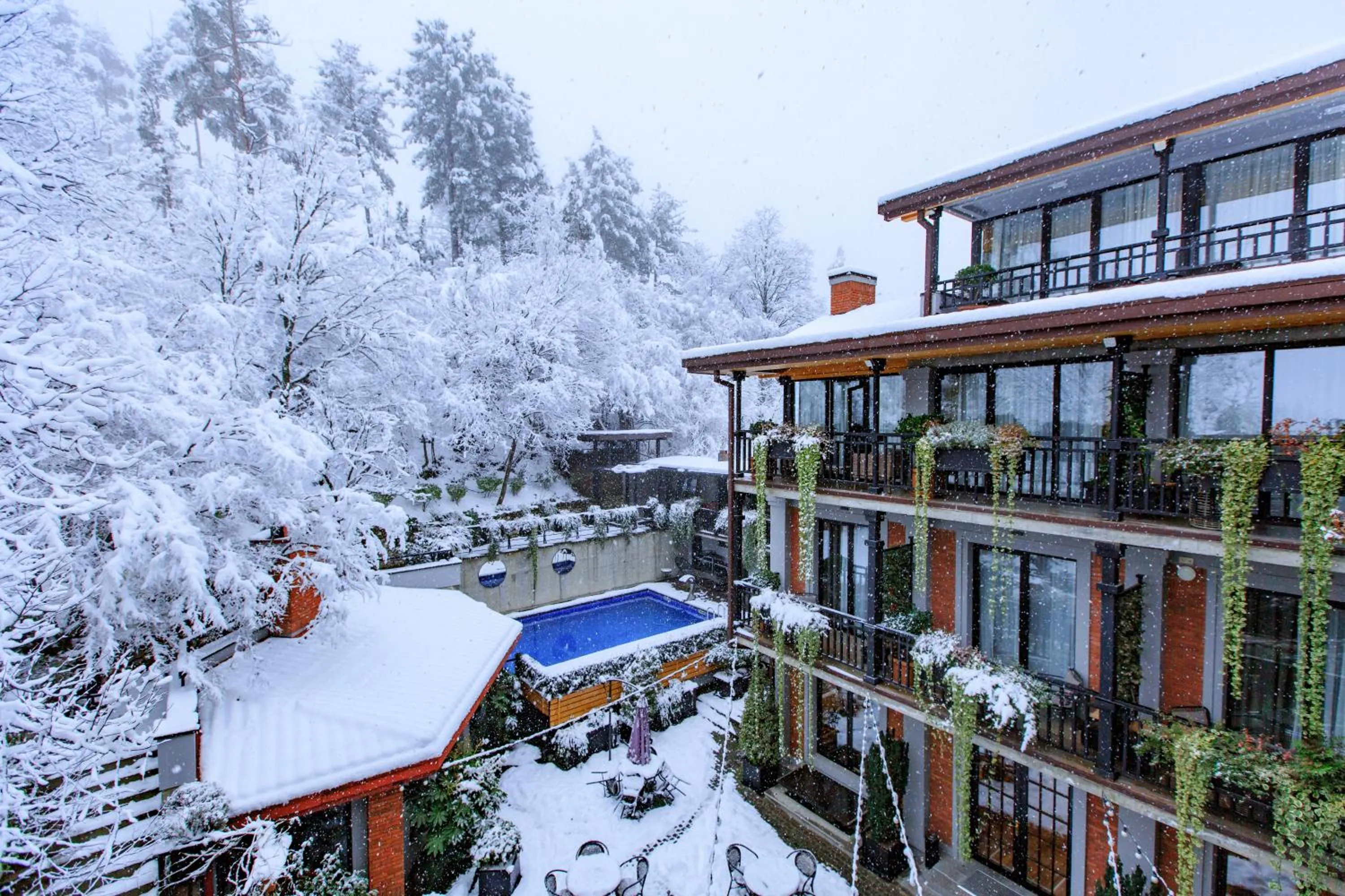 Property building in Seventeen Rooms