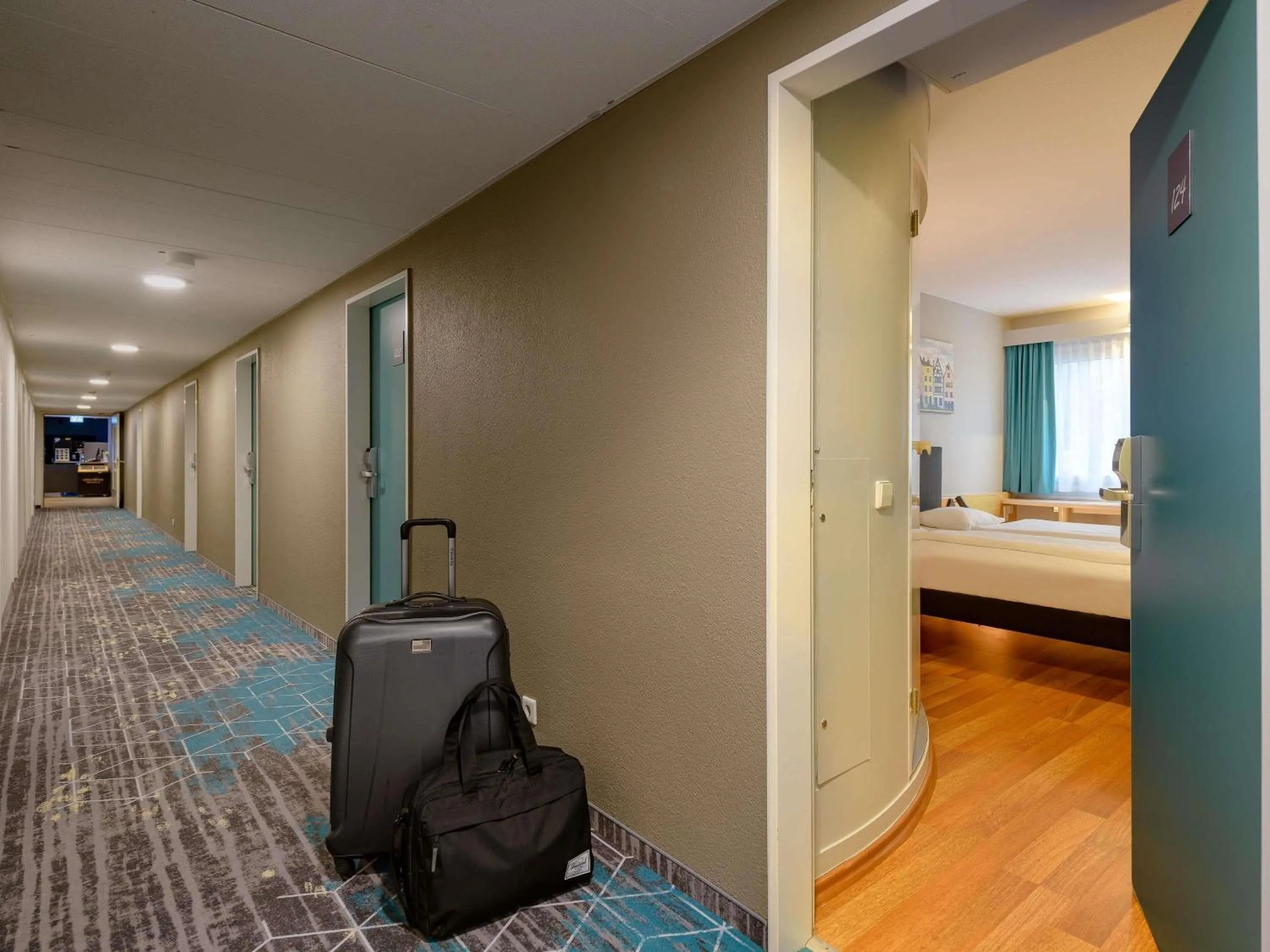 Property building in ibis Köln Frechen