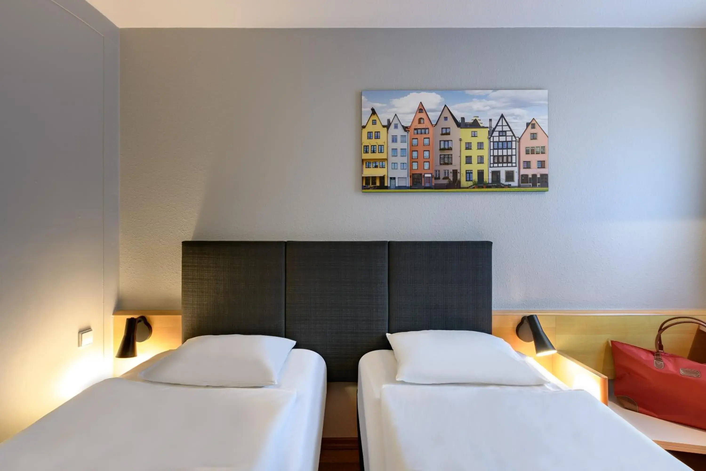 Photo of the whole room, Bed in ibis Köln Frechen Photo of the whole room, Bed in ibis Köln Frechen