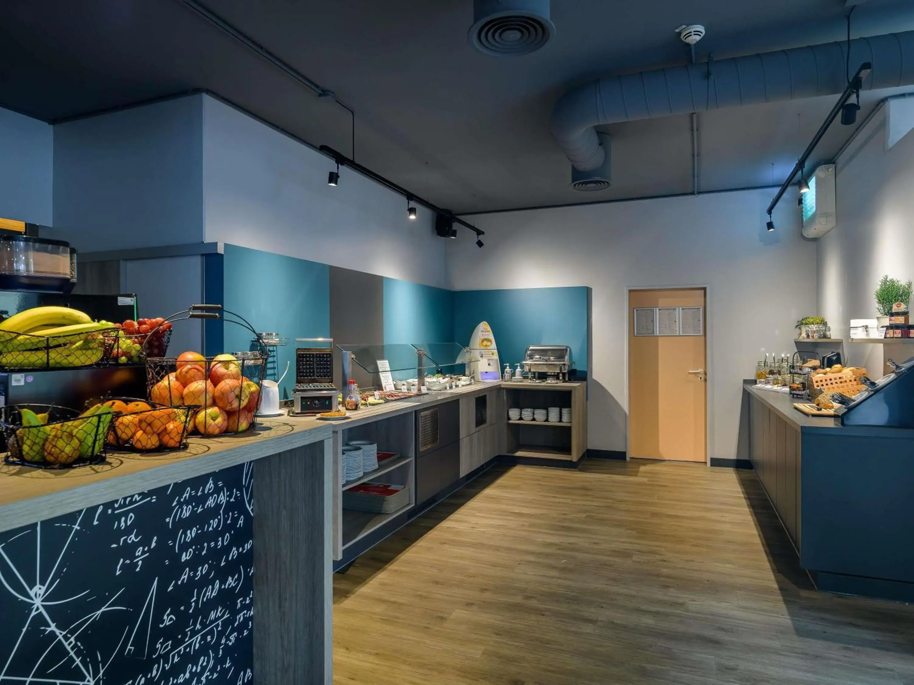 Breakfast in ibis Köln Frechen Breakfast in ibis Köln Frechen