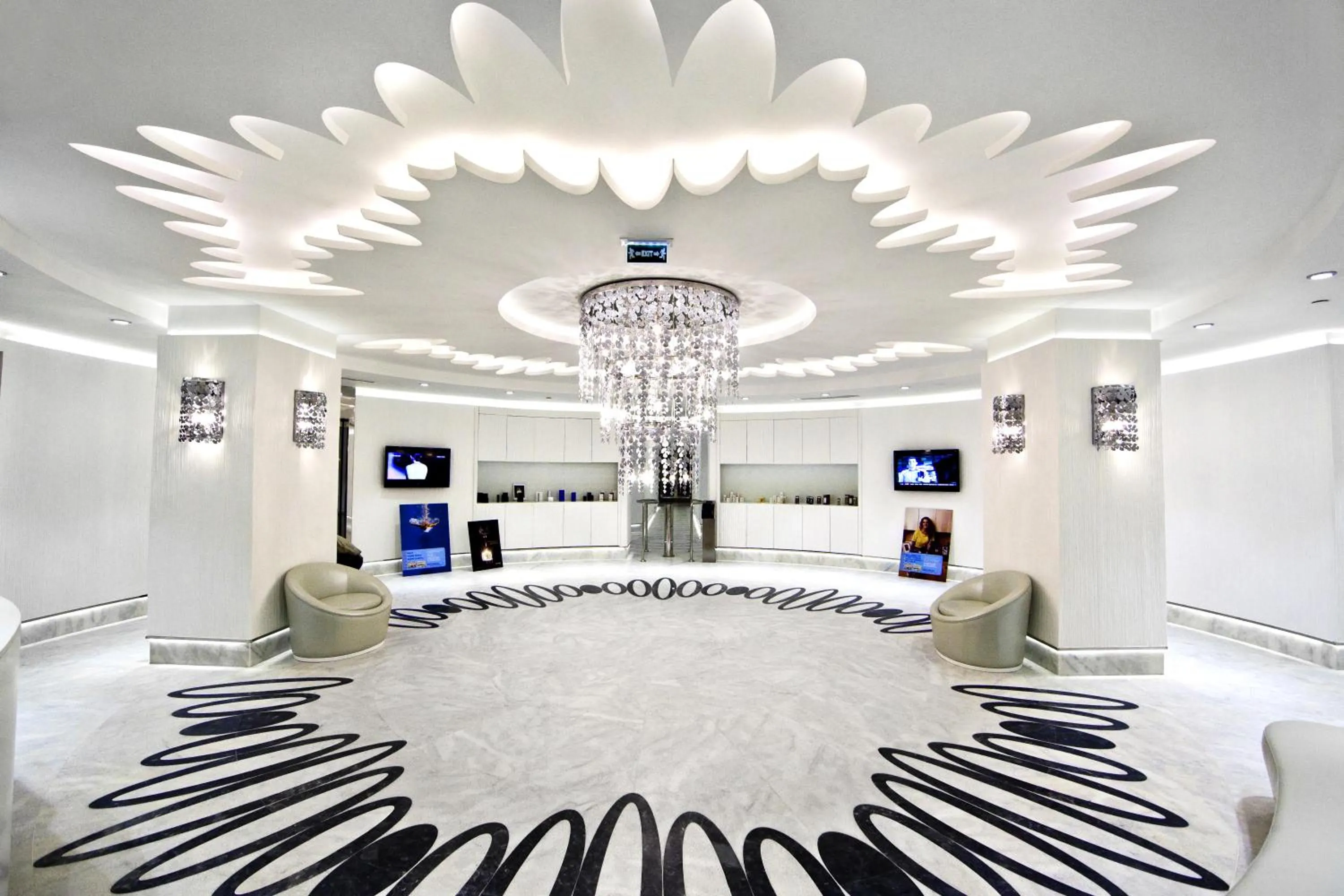 Facade/entrance in Wyndham Grand Istanbul Kalamış Marina Hotel